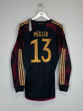 2022/23 GERMANY MULLER #13 *BNWT* L/S AWAY SHIRT (L) ADIDAS Temperature Regulating Fiber warm weather