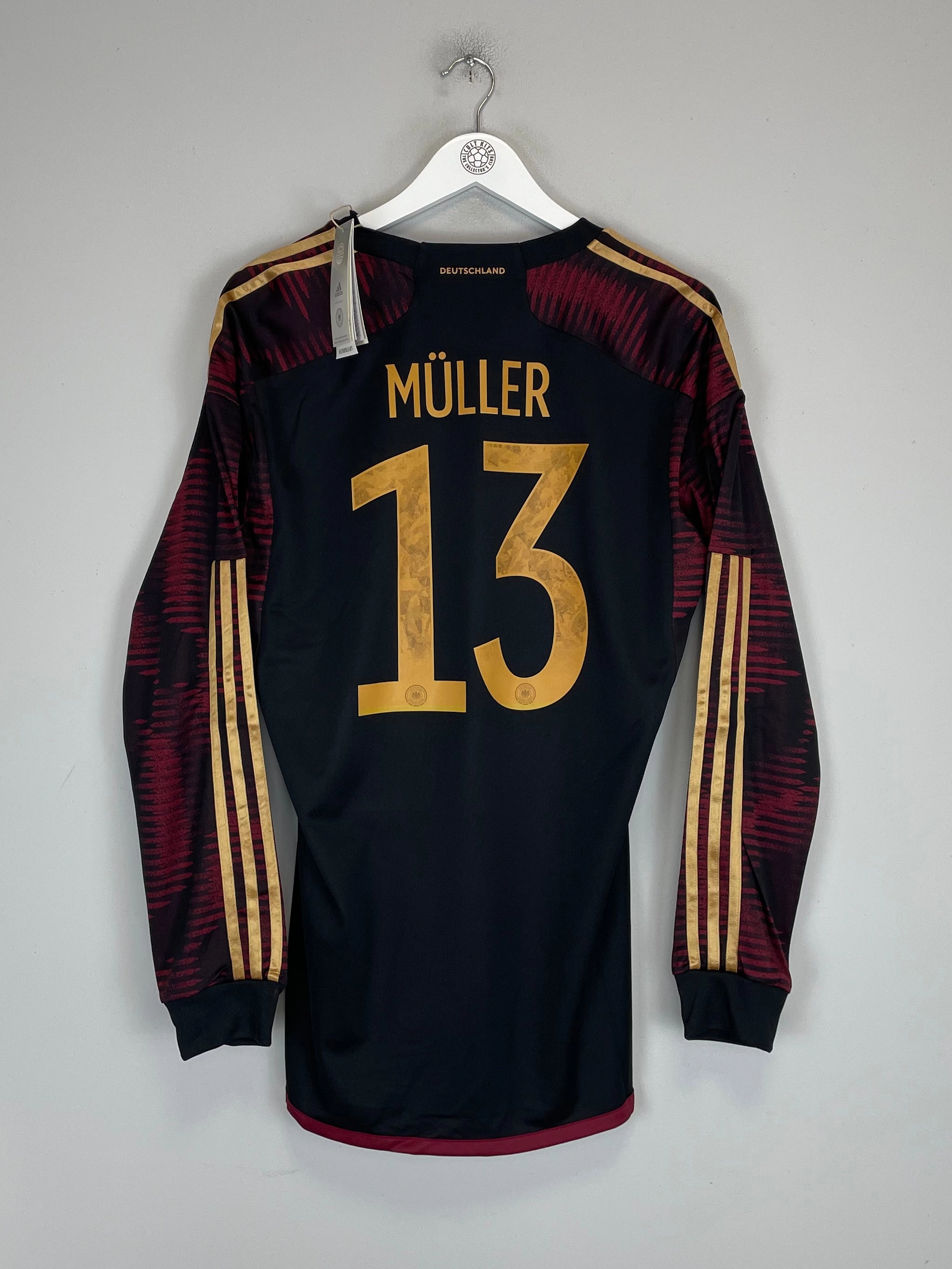 2022/23 GERMANY MULLER #13 *BNWT* L/S AWAY SHIRT (L) ADIDAS Hybrid Fabric Blends Stretchable Ribbed Collar