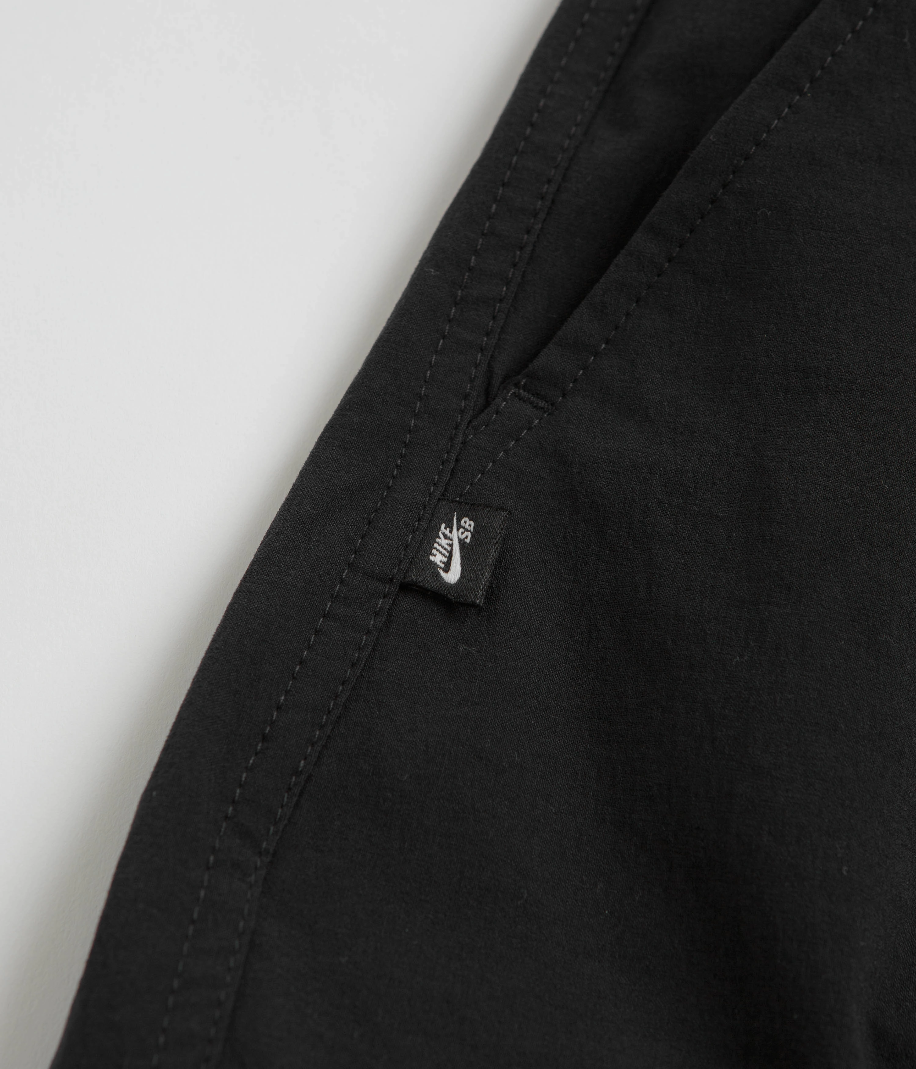 Nike SB Kearny Cargo Pants - Black / Black / White Walk Friendly Layered Style