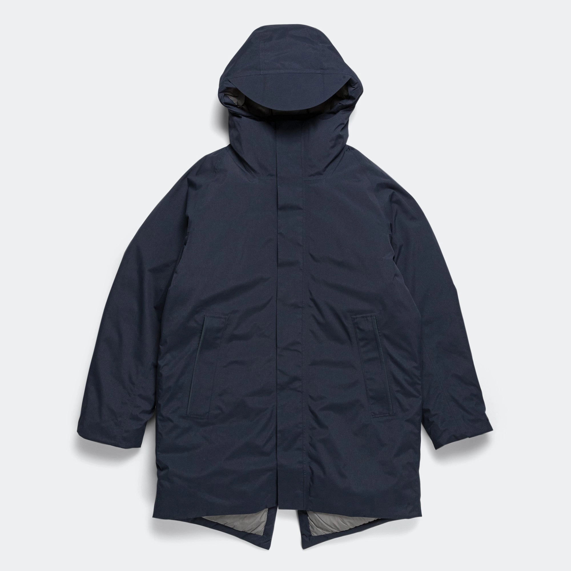 Rokkvi 7.0 Gore-Tex Jacket - Dark Navy Versatile Layering