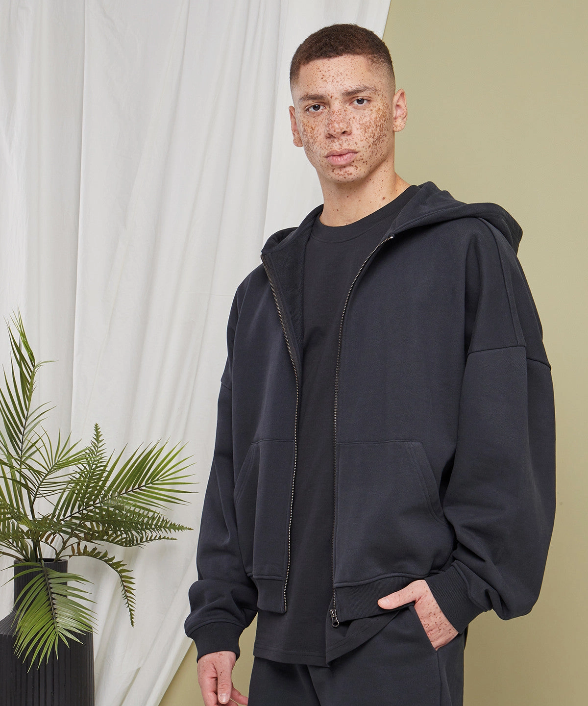 Youthful Appeal Super Oversized 90s Zip Hoodie | BLACK
