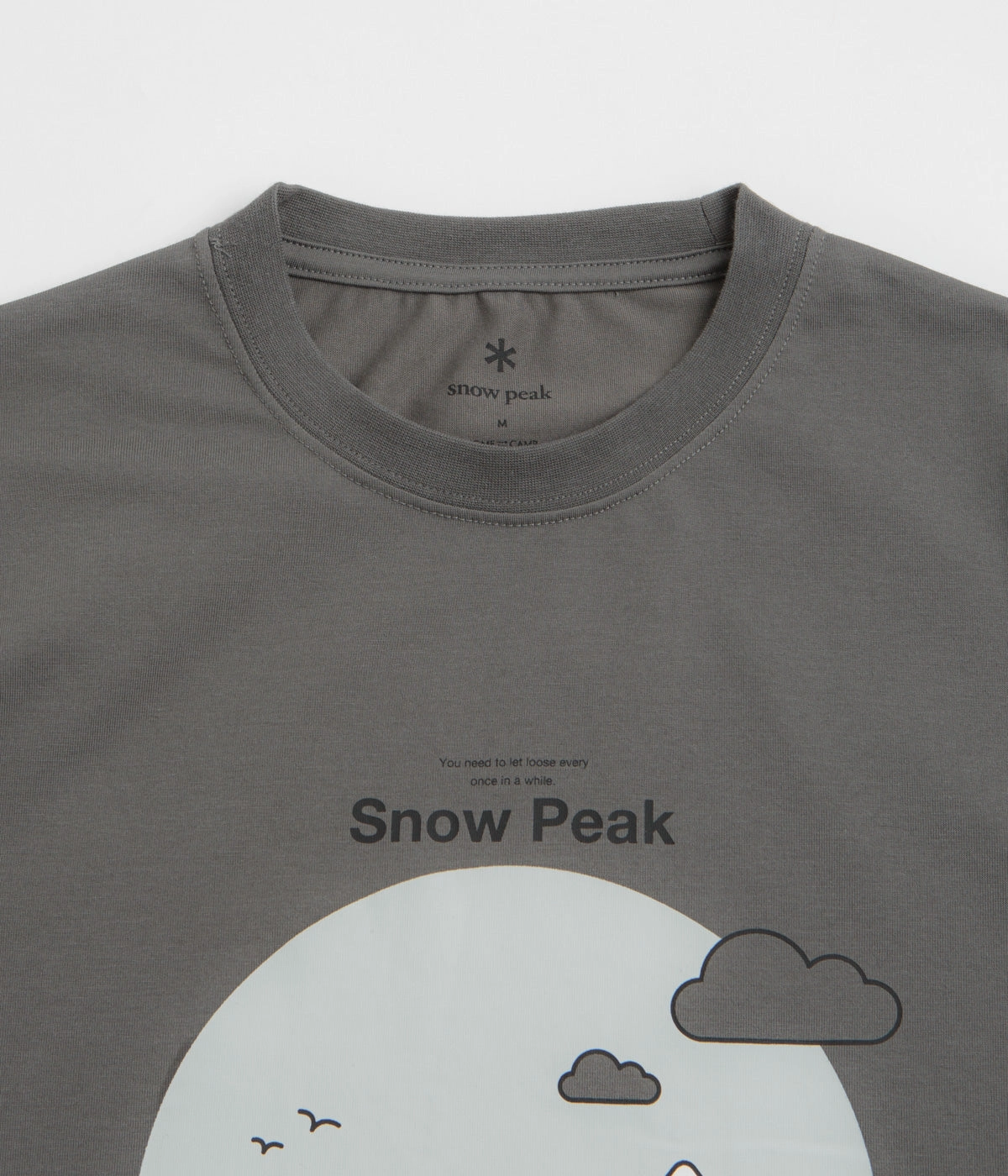Simple Layer Stylish Wearable Snow Peak Camping Graphic T-Shirt - Grey