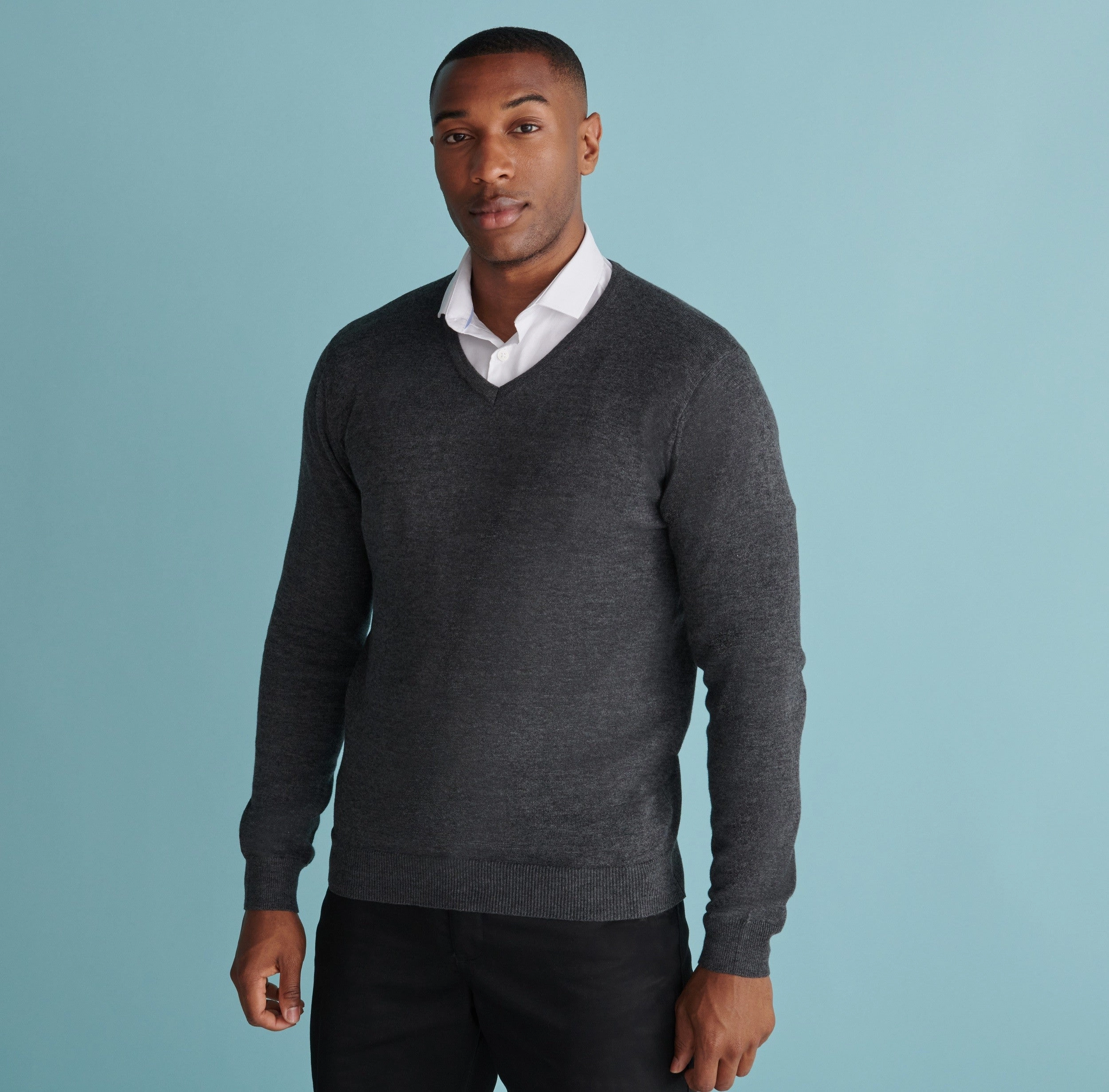 Mens Lightweight V-Neck Jumper | BLACK product package deal