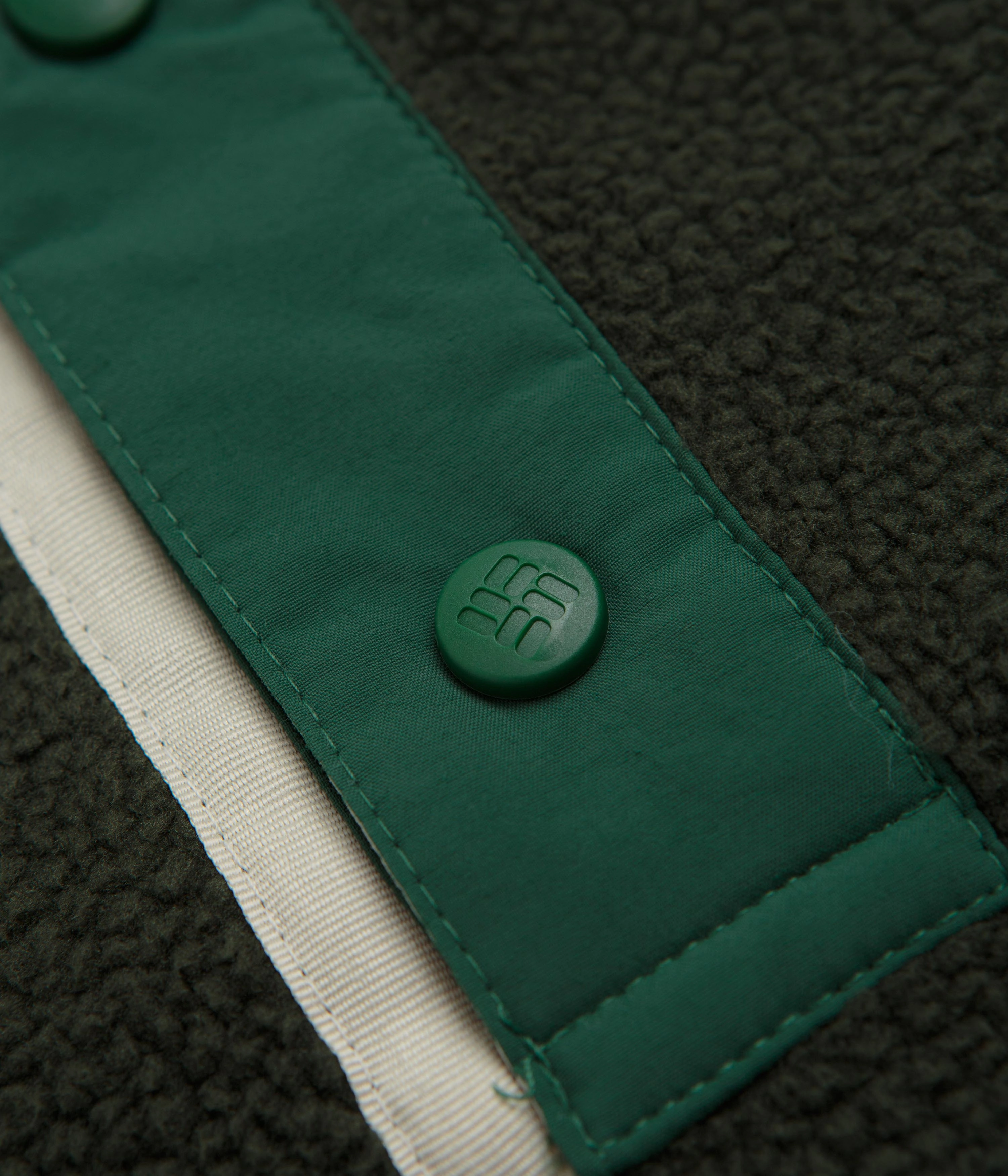 Holiday look Layered Fit Columbia Helvetia II Half Snap Fleece - Greenscape