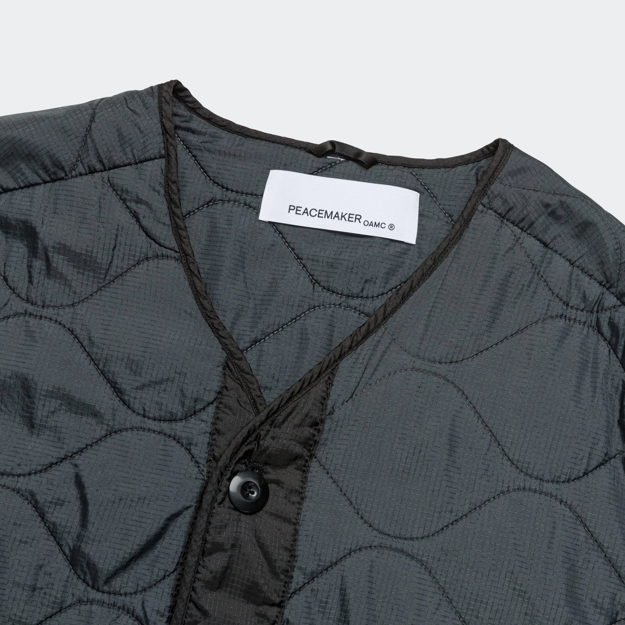 Effortless Layer Modern City Outfit Combat Liner - Black