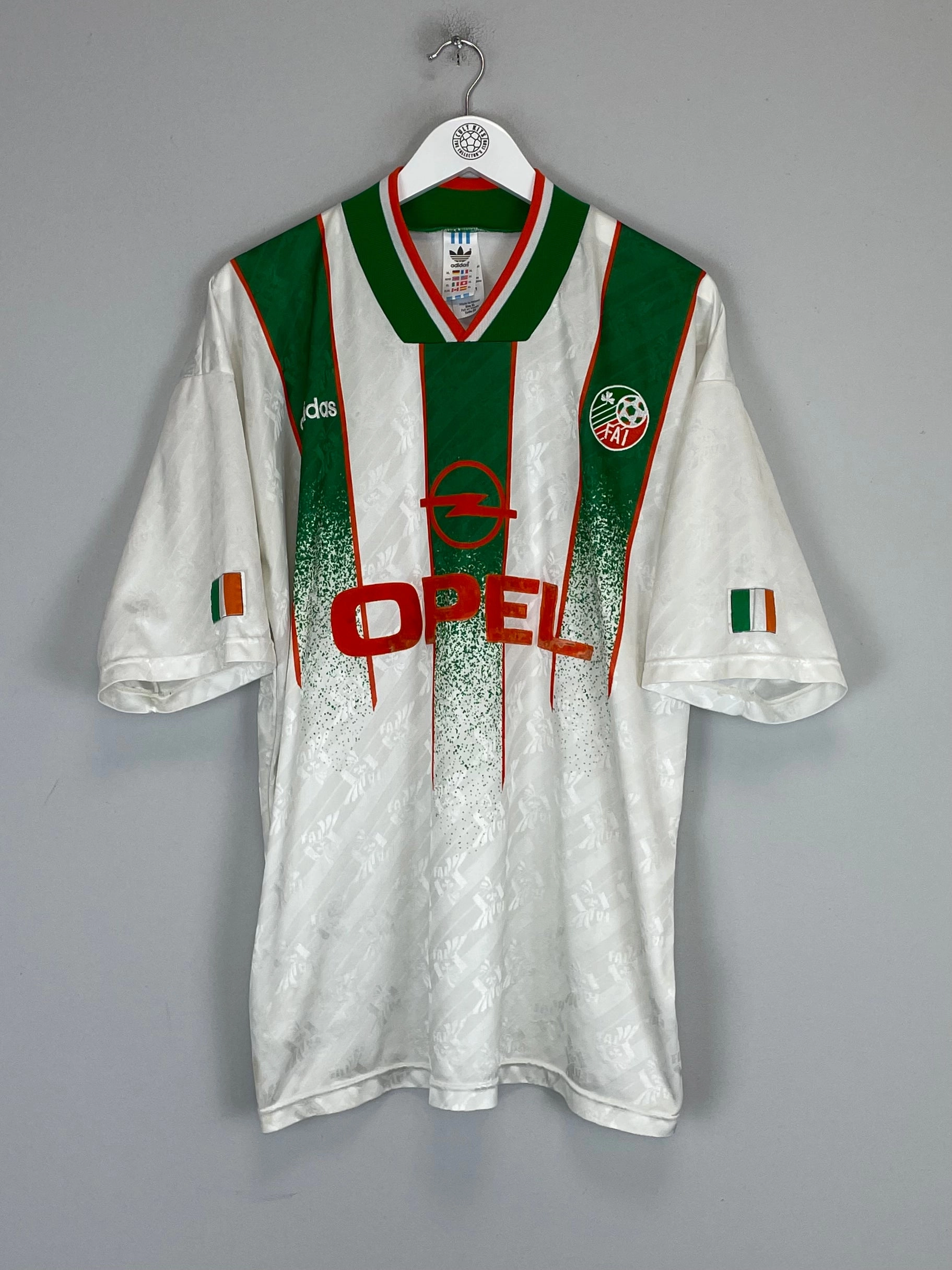 Minimal Design Active Apparel 1994 IRELAND AWAY SHIRT (XL) ADIDAS