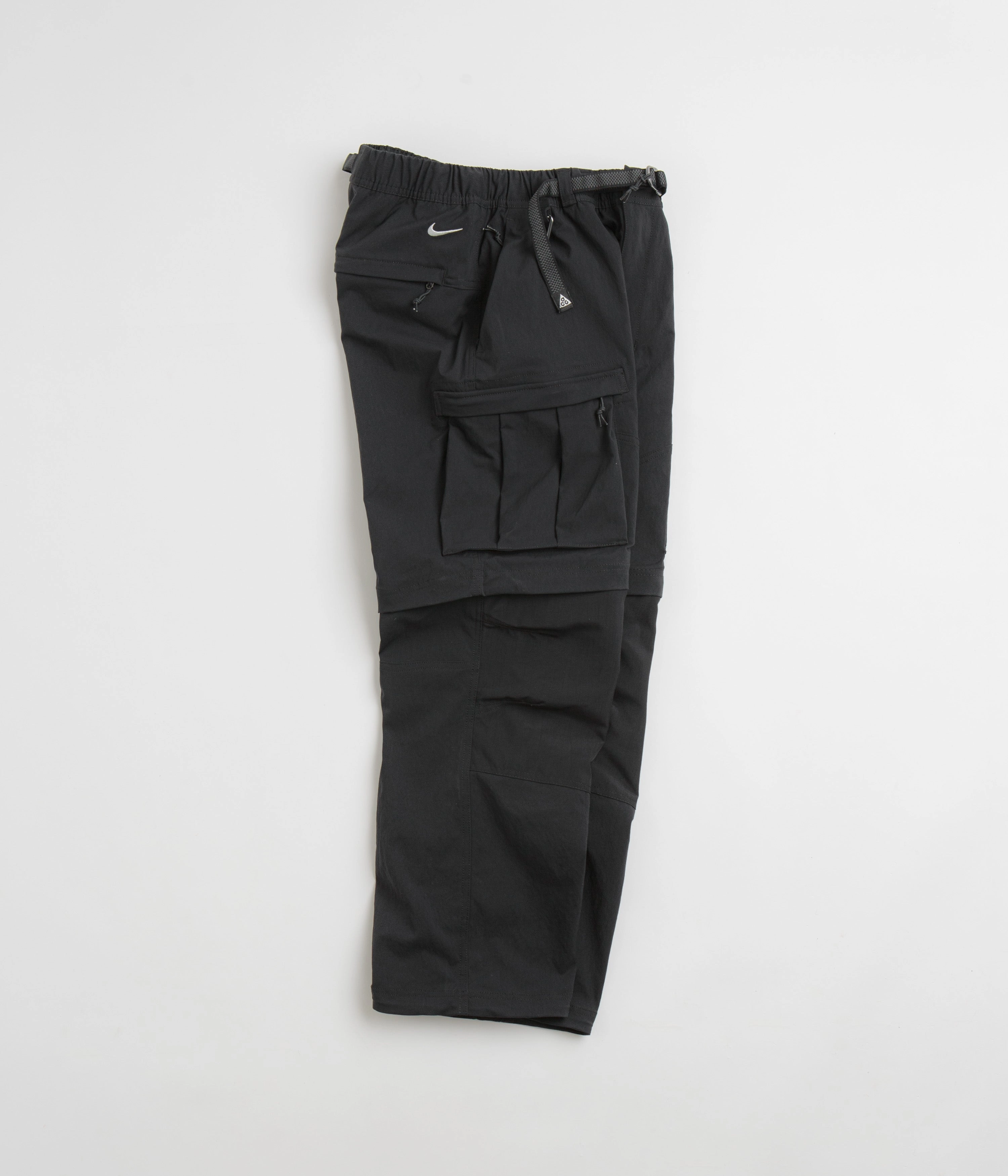 FlexibleMobility Nike ACG Smith Summit Cargo Pants - Black / Anthracite / Summit White