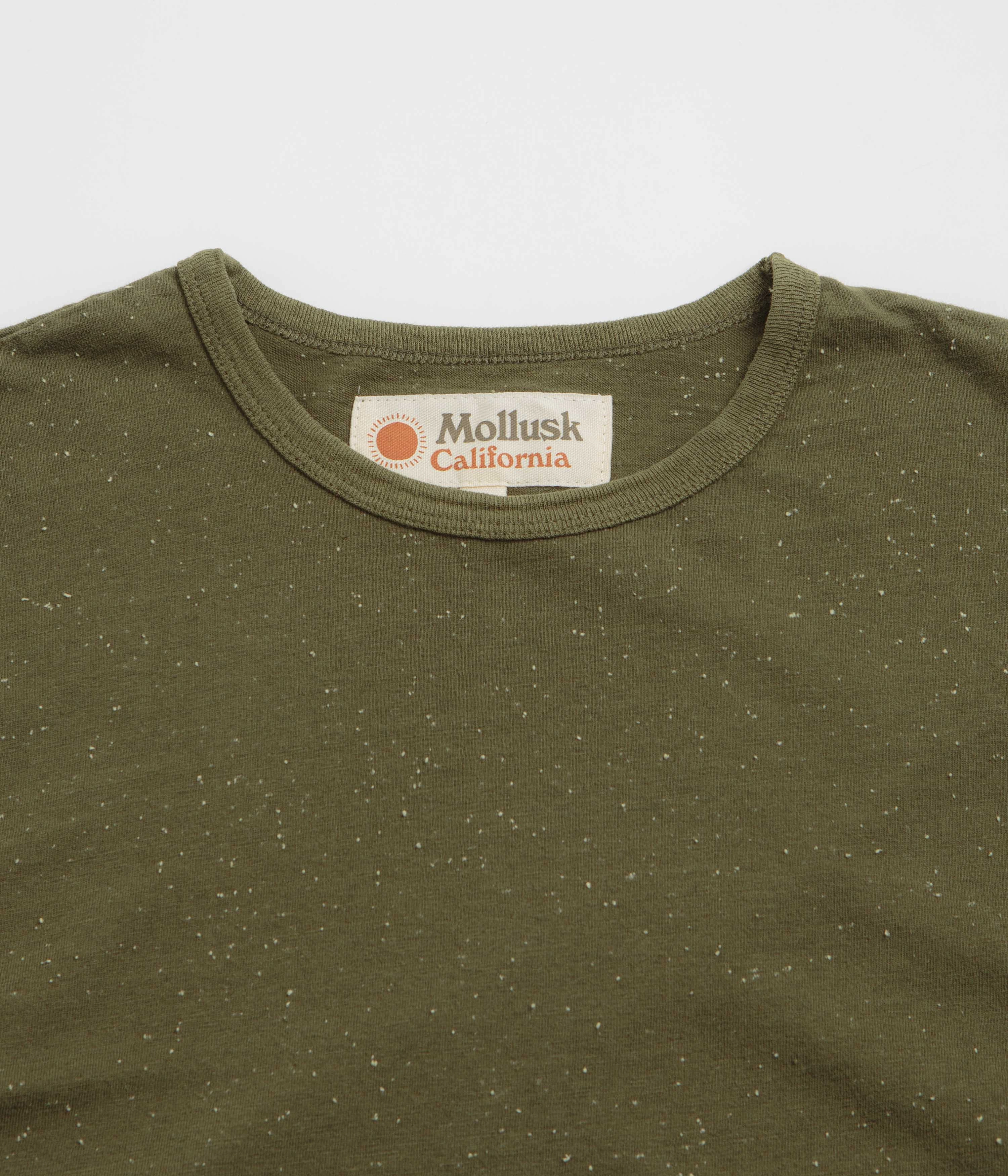 ZeroDistressFinish Mollusk Cosmos T-Shirt - Dark Mash Green