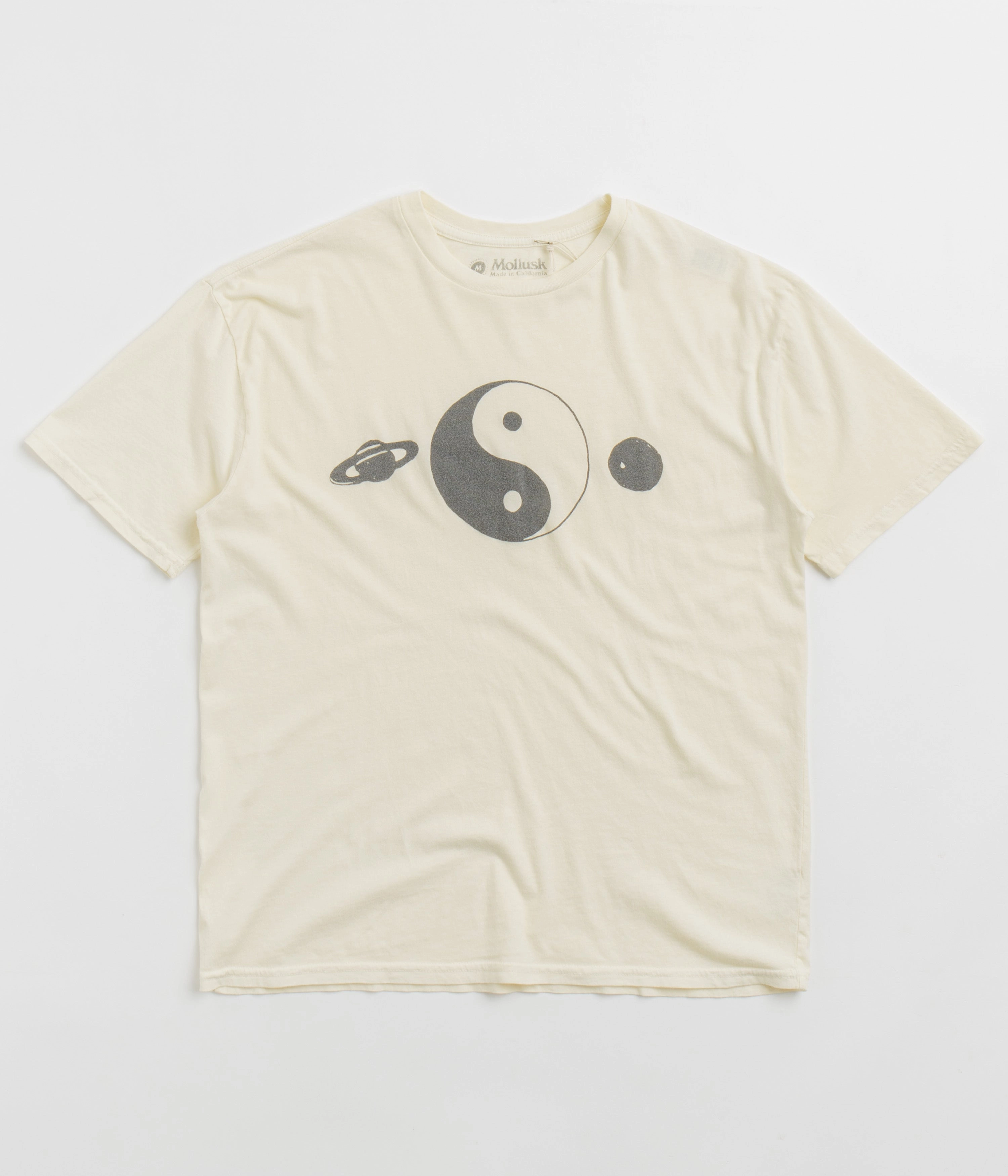Stylish and Relaxed Weekend Comfort Mollusk Super Natural T-Shirt - Super Natural