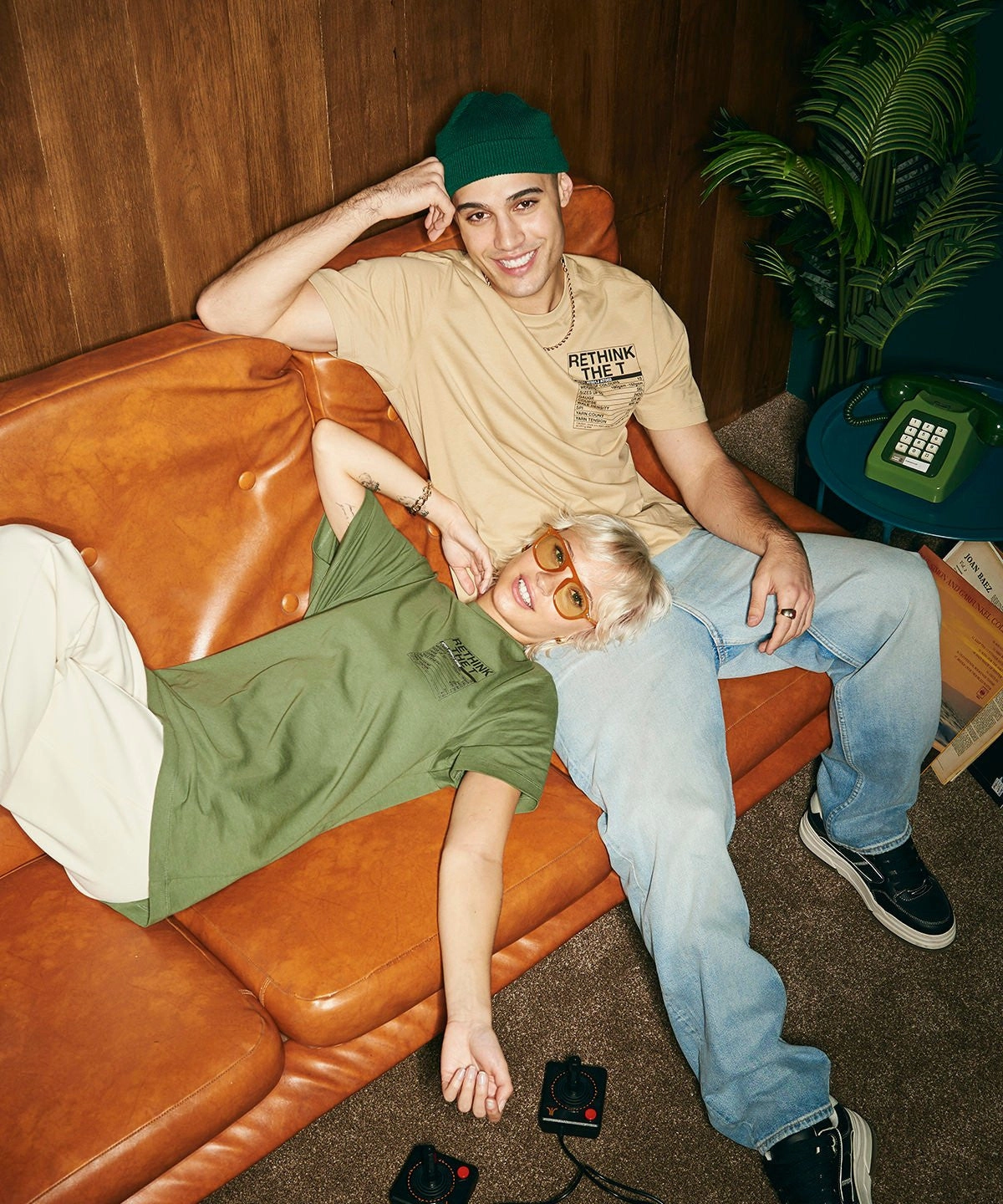 The AWDis 180 T | BOTTLE GREEN SoftenedNeckline