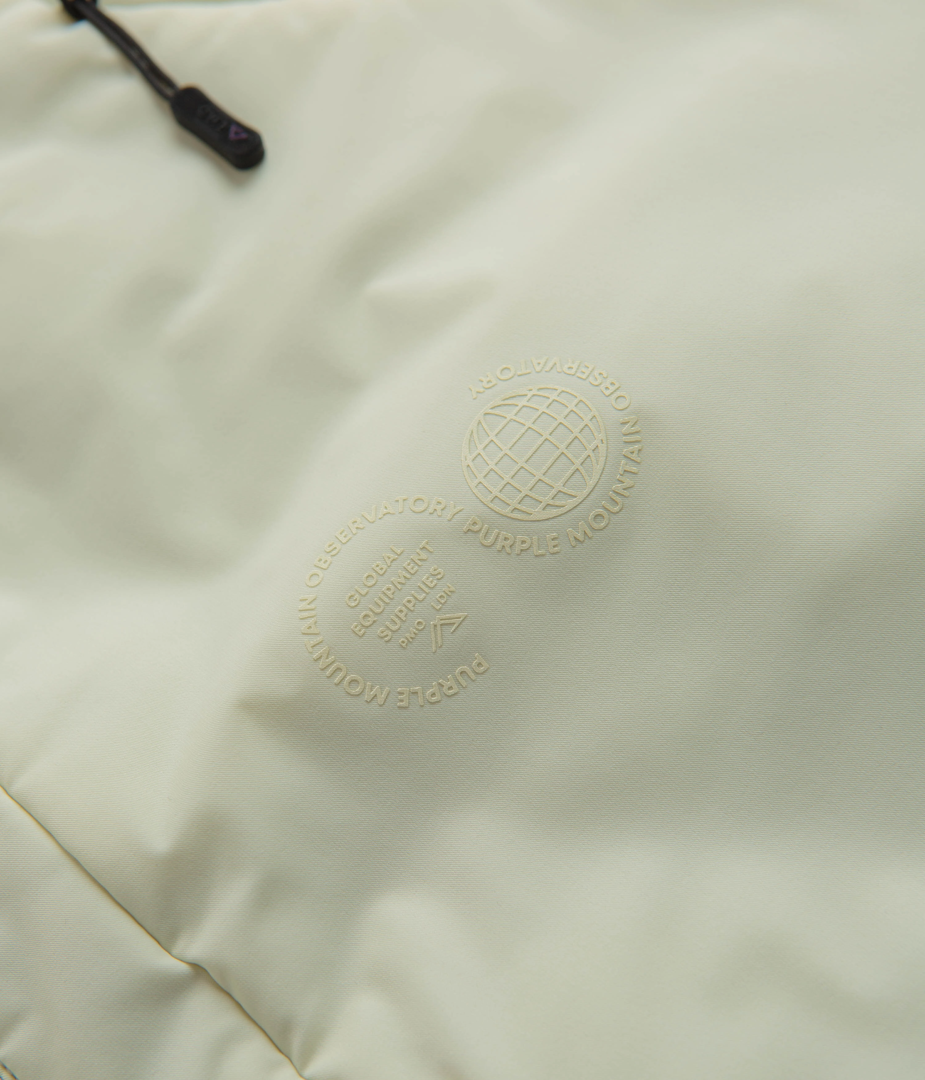 V-Neck windproof Purple Mountain Observatory Water Repel Kyoto Quilted Vest - Bone