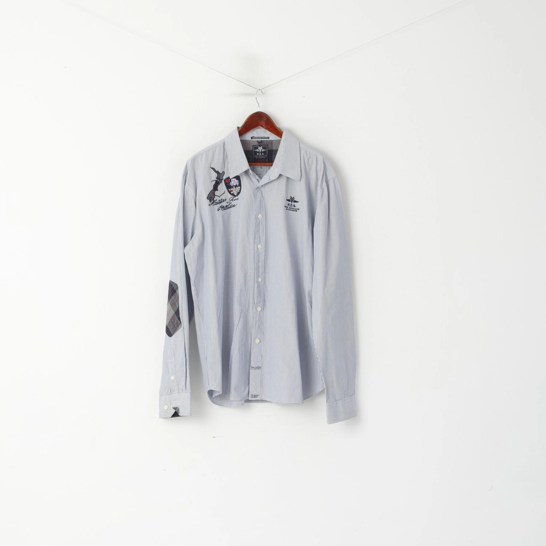 New Zealand Auckland Men 4XL (2XL) Casual Shirt Blue Striped Cotton Patches Long Sleeve Road Trip Ready Animal Print