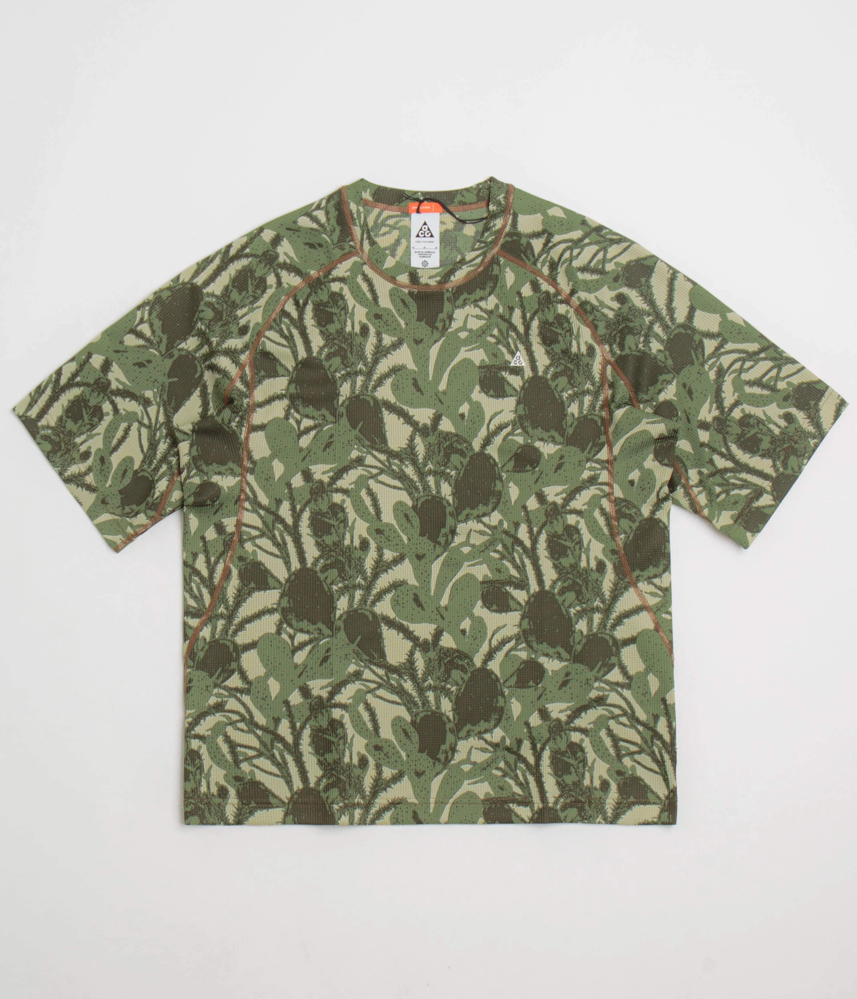 Ribbed Collar Trim Nike ACG AOP Chinati T-Shirt  - Light Khaki / Cargo Khaki / Summit White