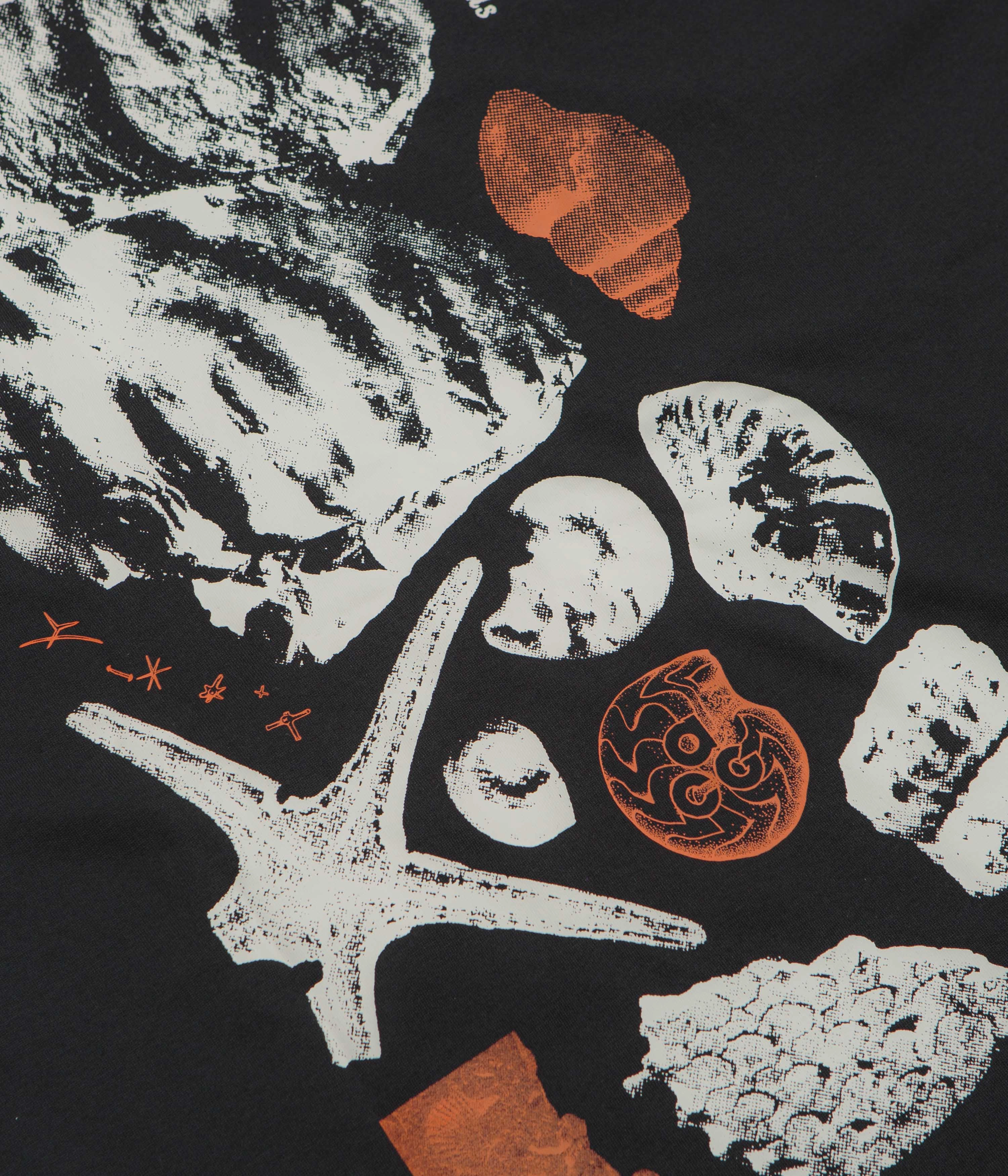 Nike ACG Fossils T-Shirt - Black Weekend Look Outdoor Style