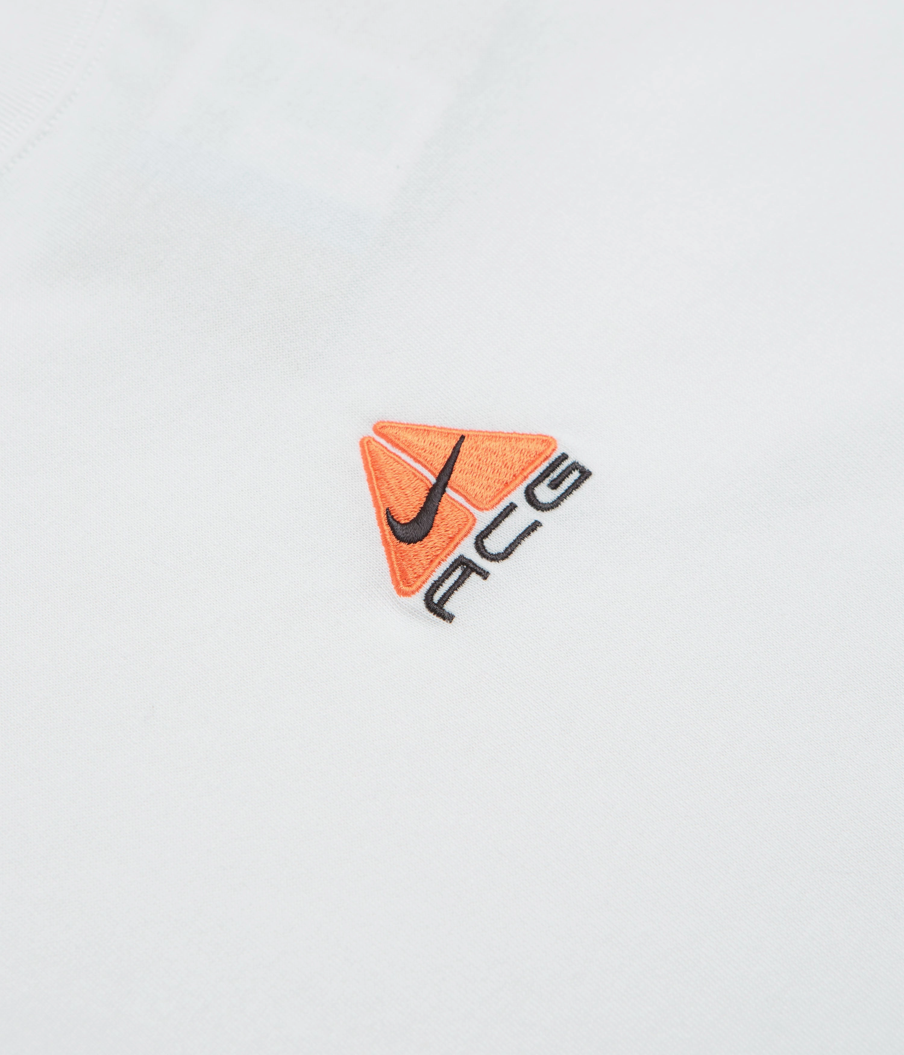 Nike ACG Lungs Long Sleeve T-Shirt - Summit White UPF Rated Fabric Street Comfort Style