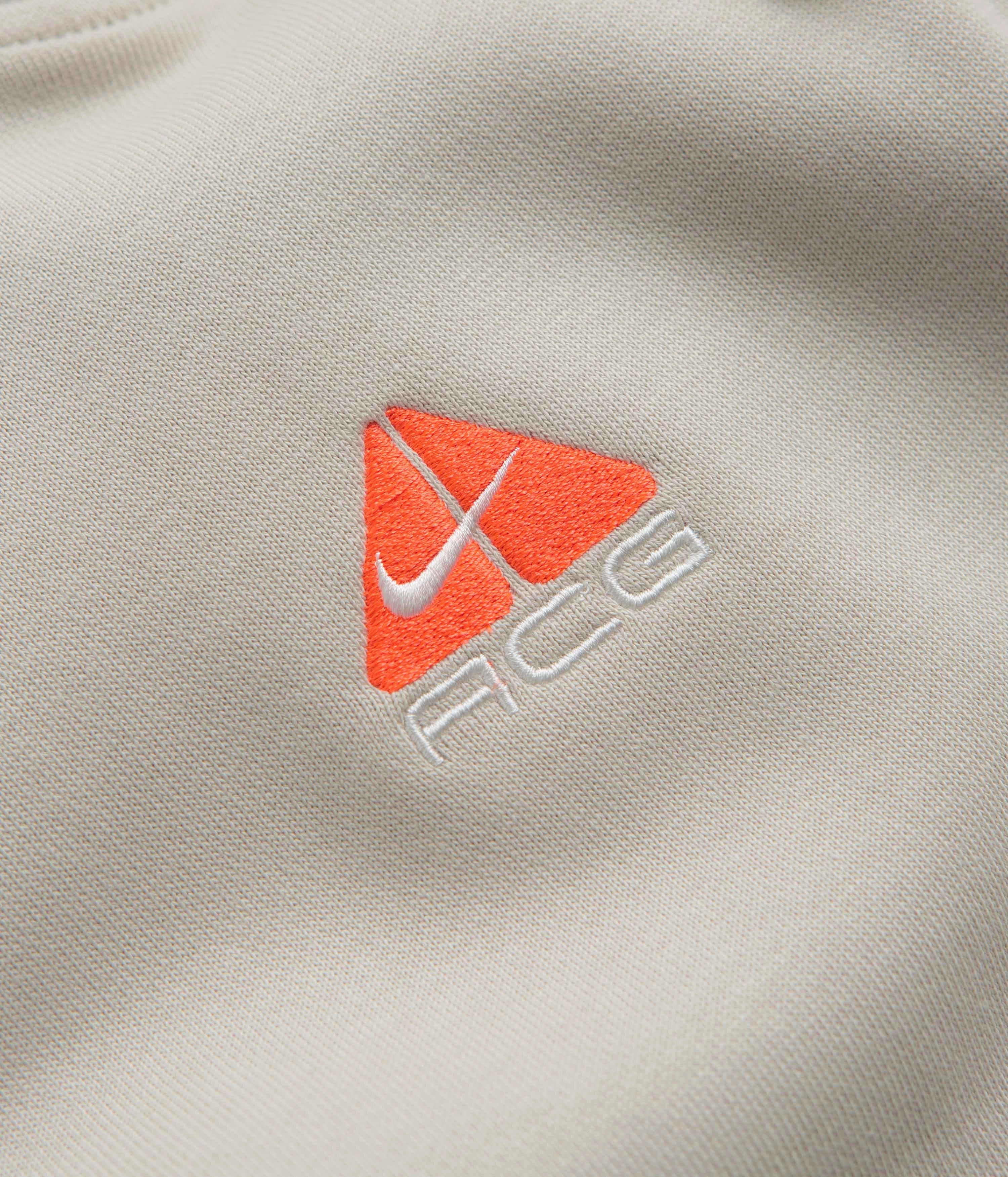 Nike ACG Therma-FIT Fleece Hoodie - Light Orewood Brown / Light Orewood Brown On-The-Go Style School Uniform