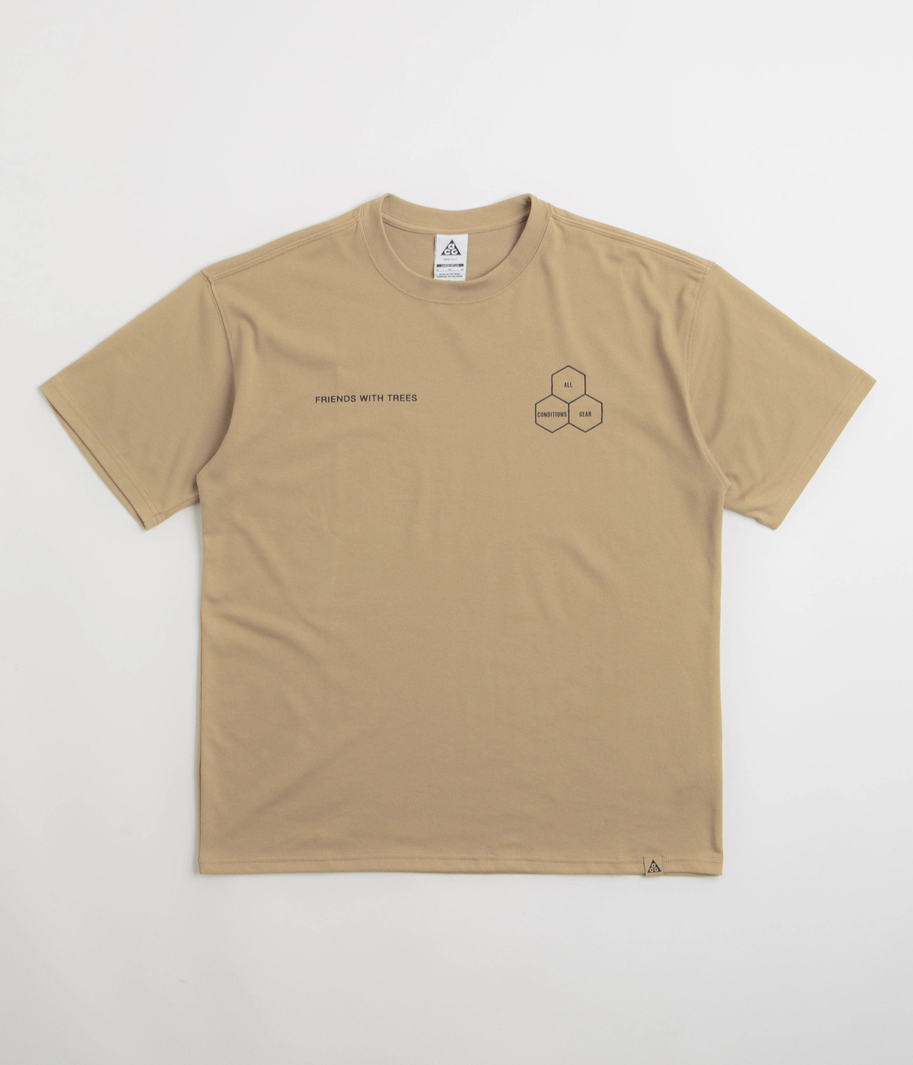 Everyday Top Nike ACG Walk Tree T-Shirt - Parachute Beige
