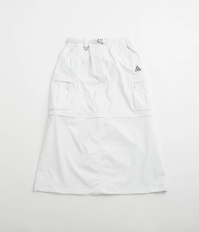 Nike ACG Womens Smith Summit Zip-Off Skirt - Summit White / Black QuickReleaseClosures Anti Static Fabric