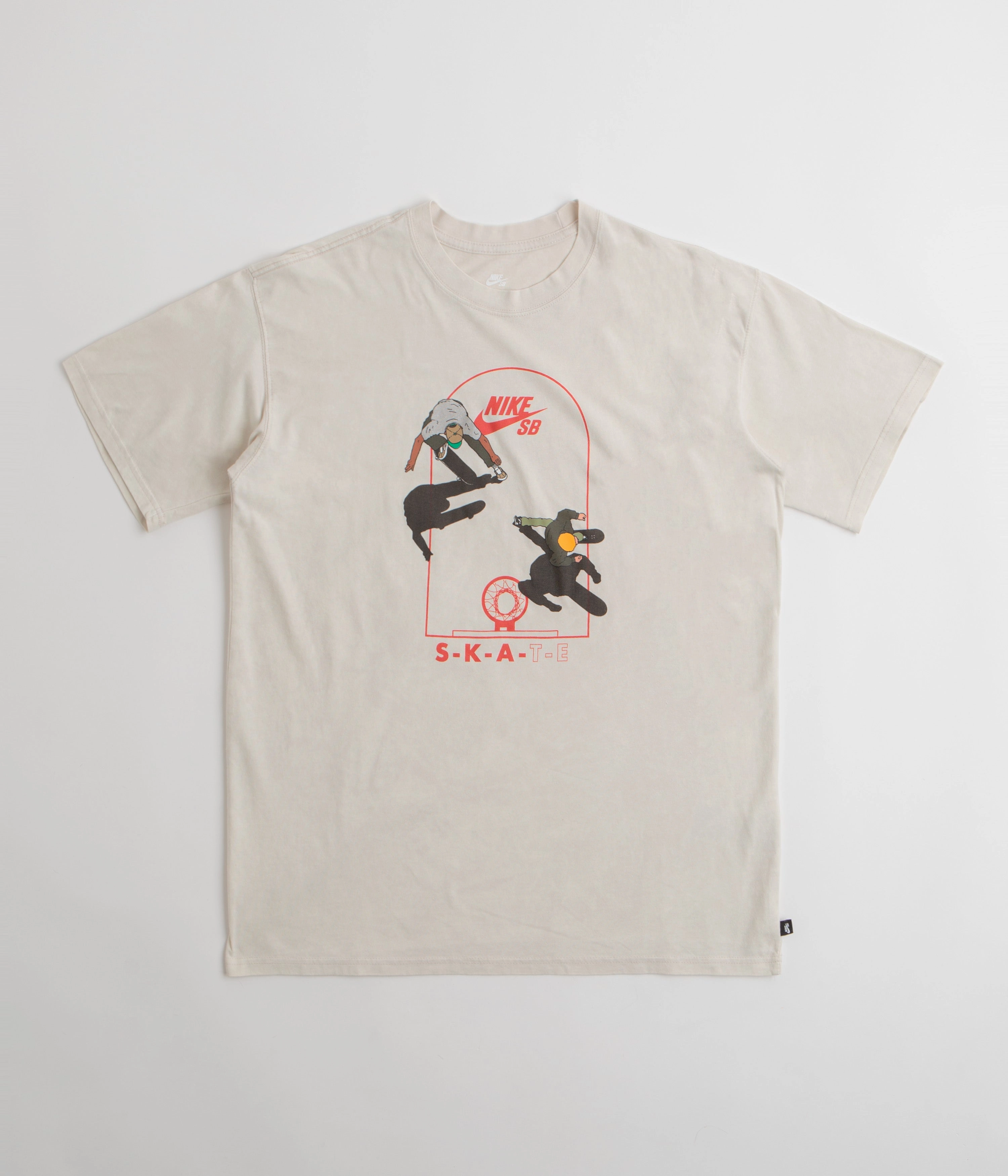 dry cleanable regular but not boring Nike SB Court T-Shirt - Light Bone