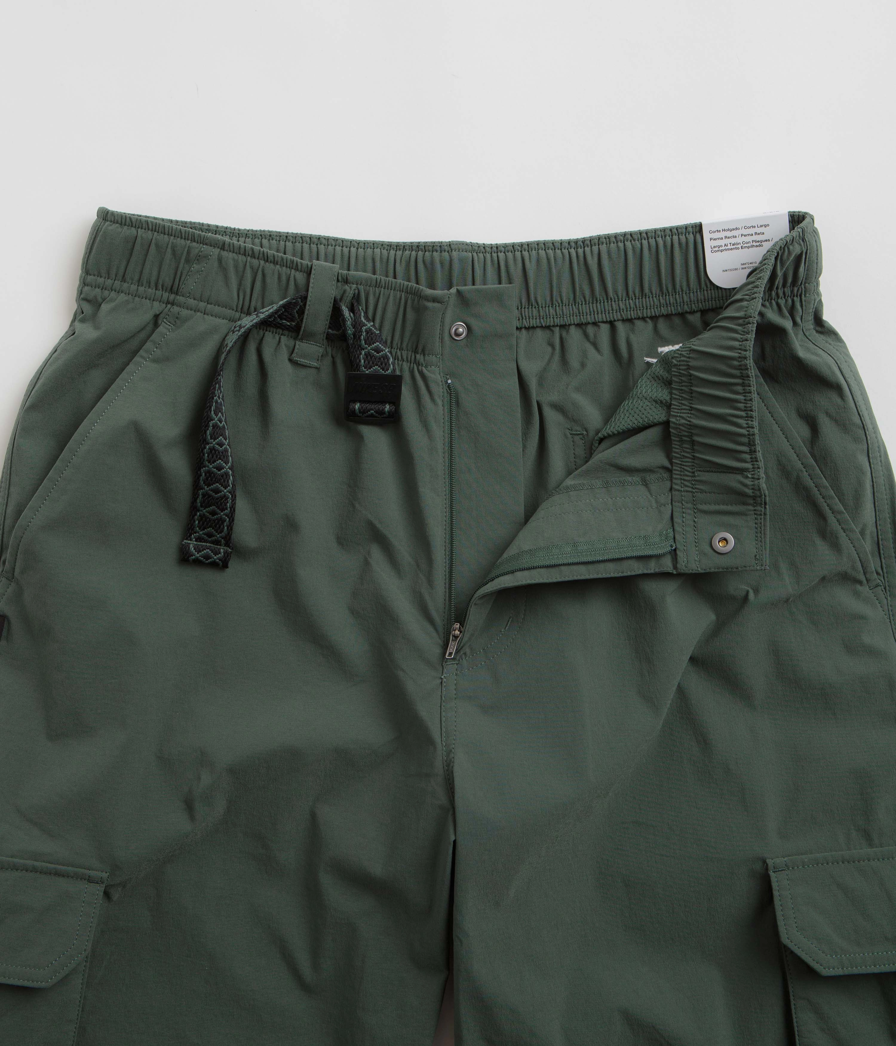 Water Repellent Bootcut shape Nike SB Kearny Cargo Pants - Vintage Green / White