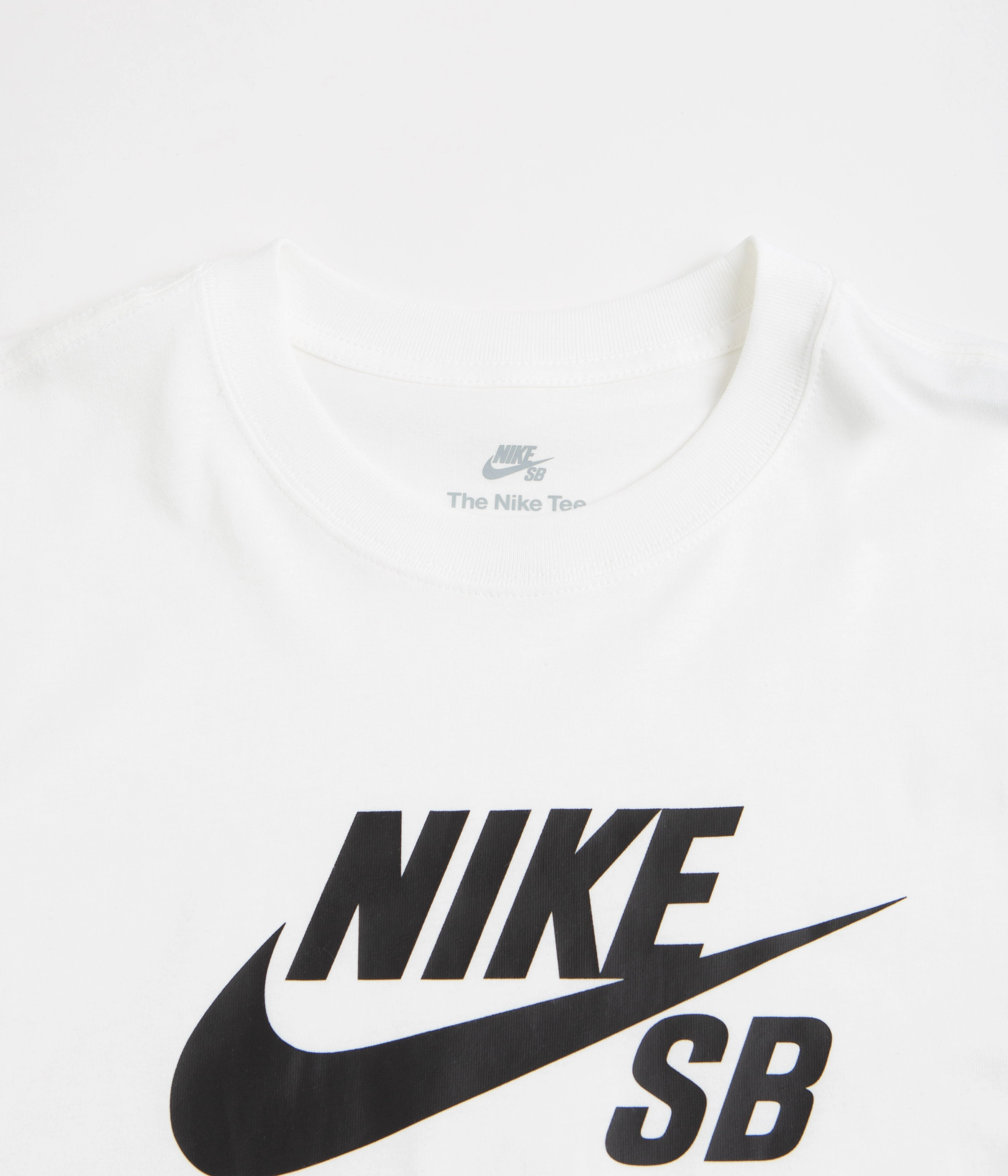 Nike SB Large Logo T-Shirt - White / Black Short Sleeve Subtle Embroidery
