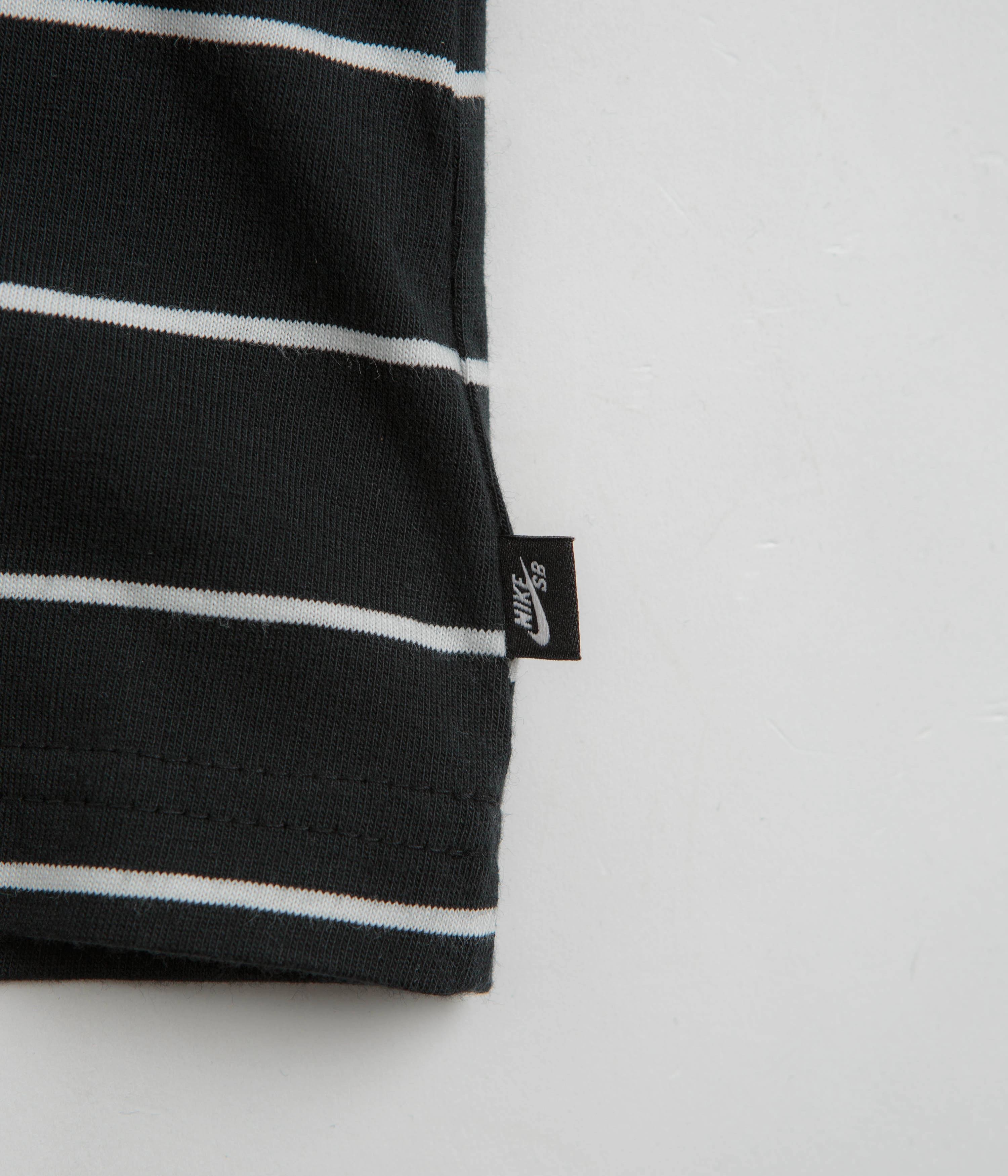 Street Style Nike SB Stripe T-Shirt - Black
