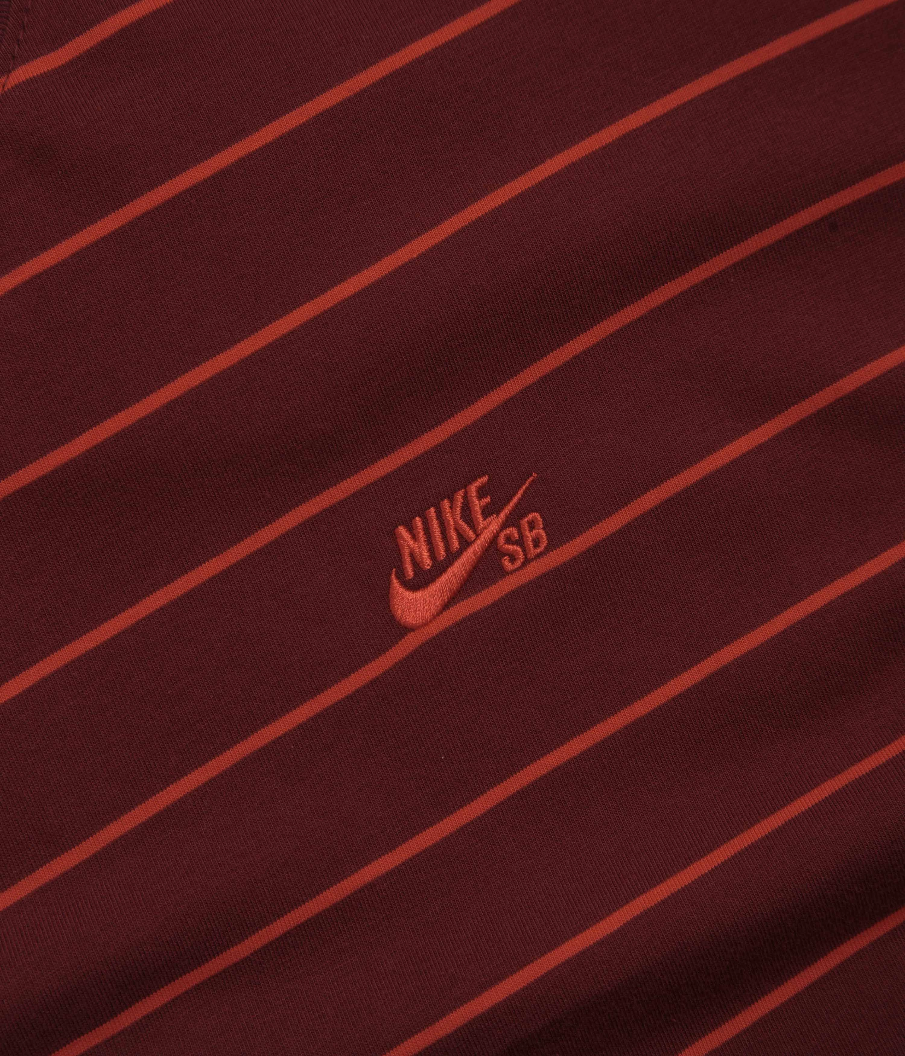 Nike SB Striped T-Shirt - Dark Team Red Quick Release Hem Breathable Design