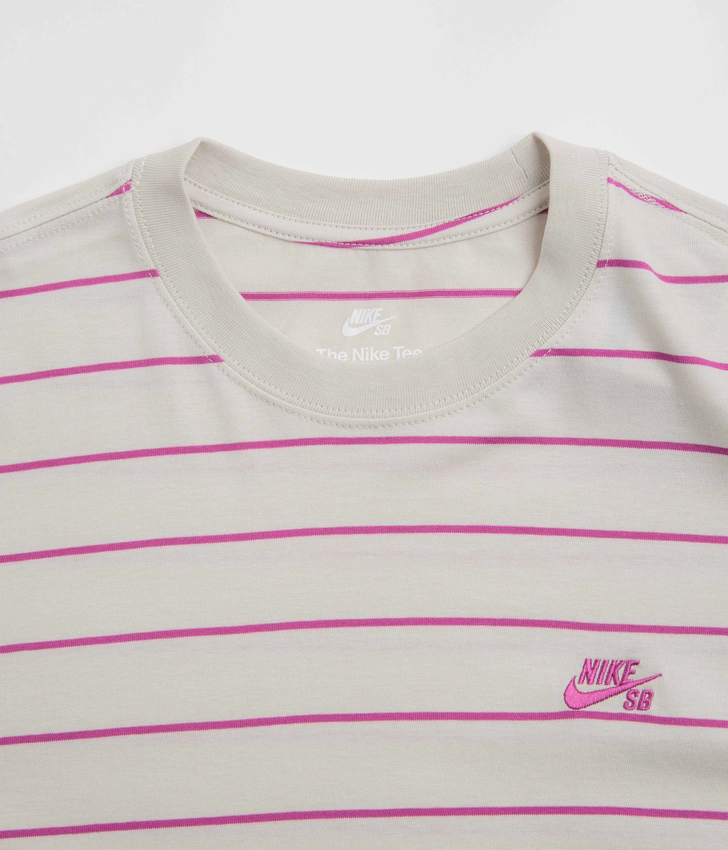 Easy Wear Style Nike SB Striped T-Shirt - Light Bone