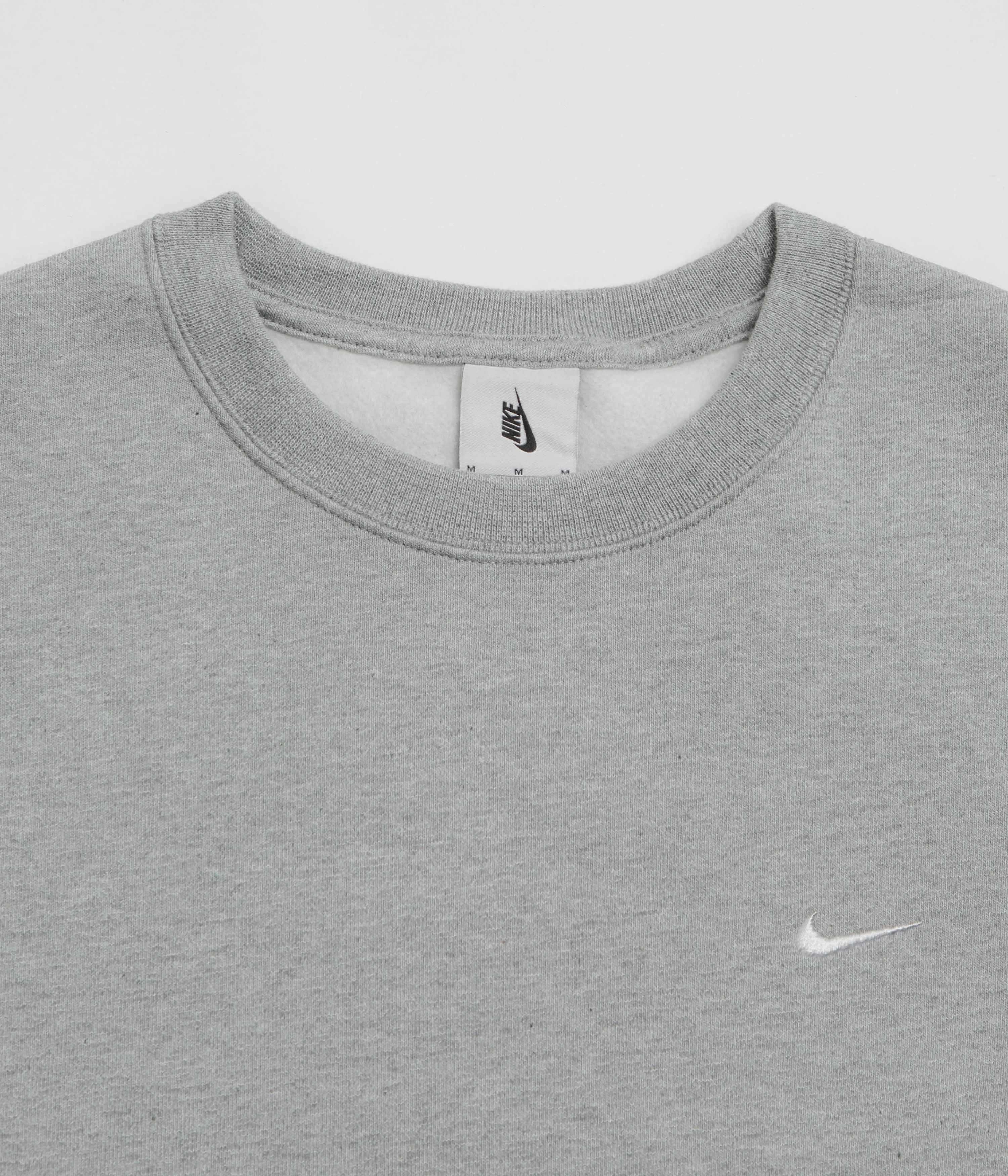 Sporty Style Nike Solo Swoosh Crewneck Sweatshirt - Dark Grey Heather / White