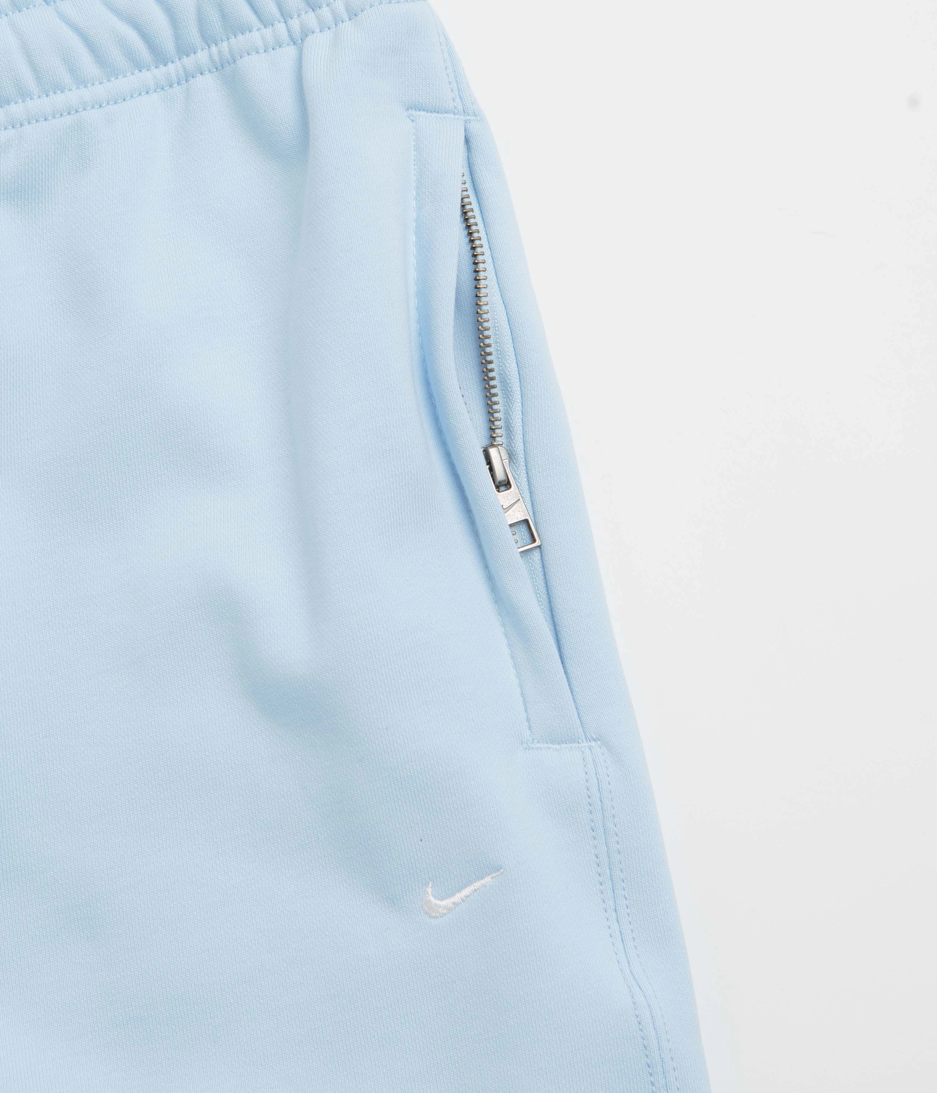Heat Control Slim Design Nike Solo Swoosh Cuffed Sweatpants - Celestine Blue / Celestine Blue / White