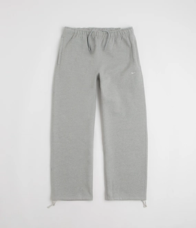 Nike Solo Swoosh Open Hem Sweatpants - Dark Grey Heather / Light Smoke Grey / White Comfort Stretch