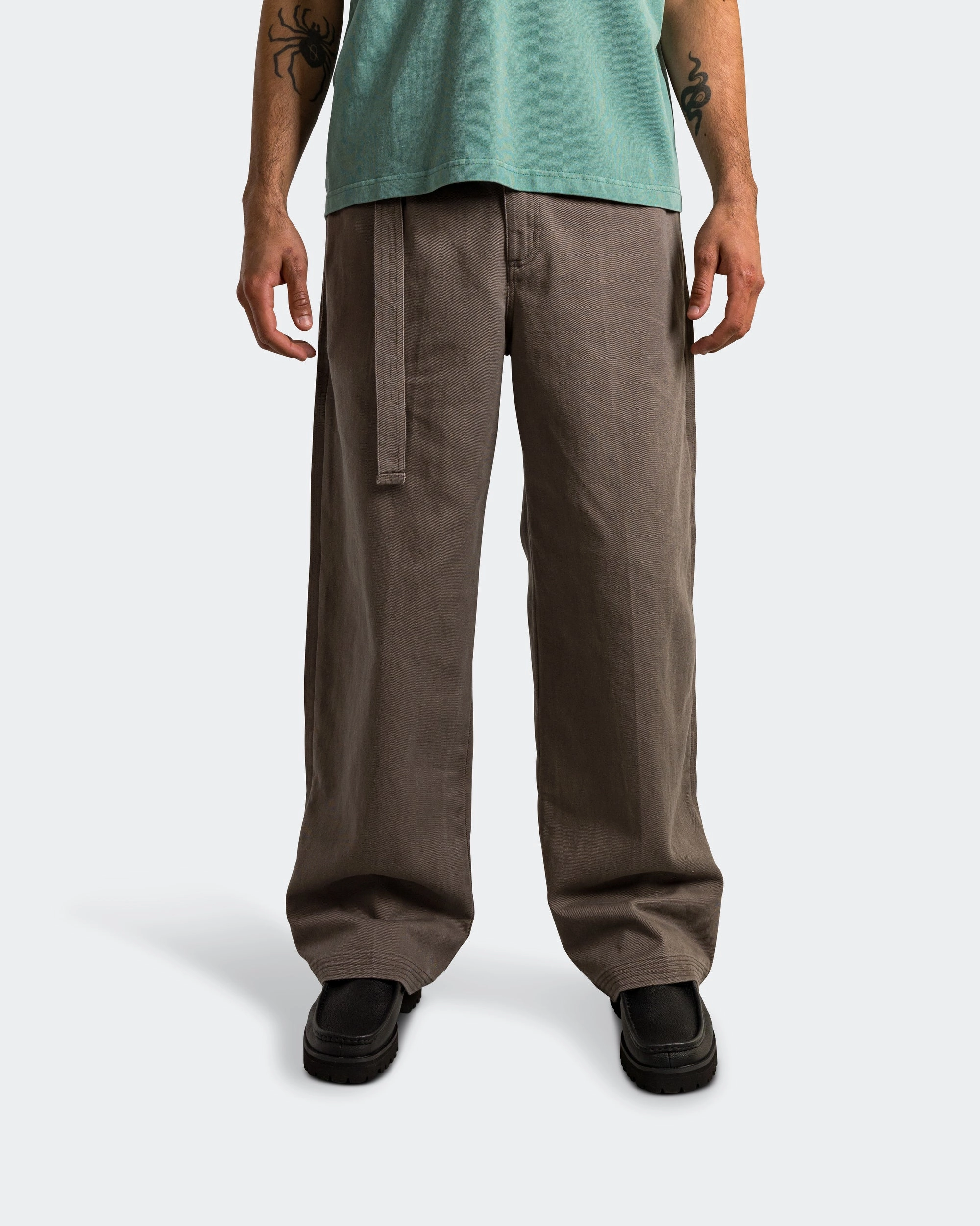 Pleated Work Pant - Gravel Comfort and style