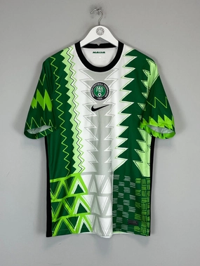 Reflective accents Form Focus 2020/21 NIGERIA HOME SHIRT (L) NIKE