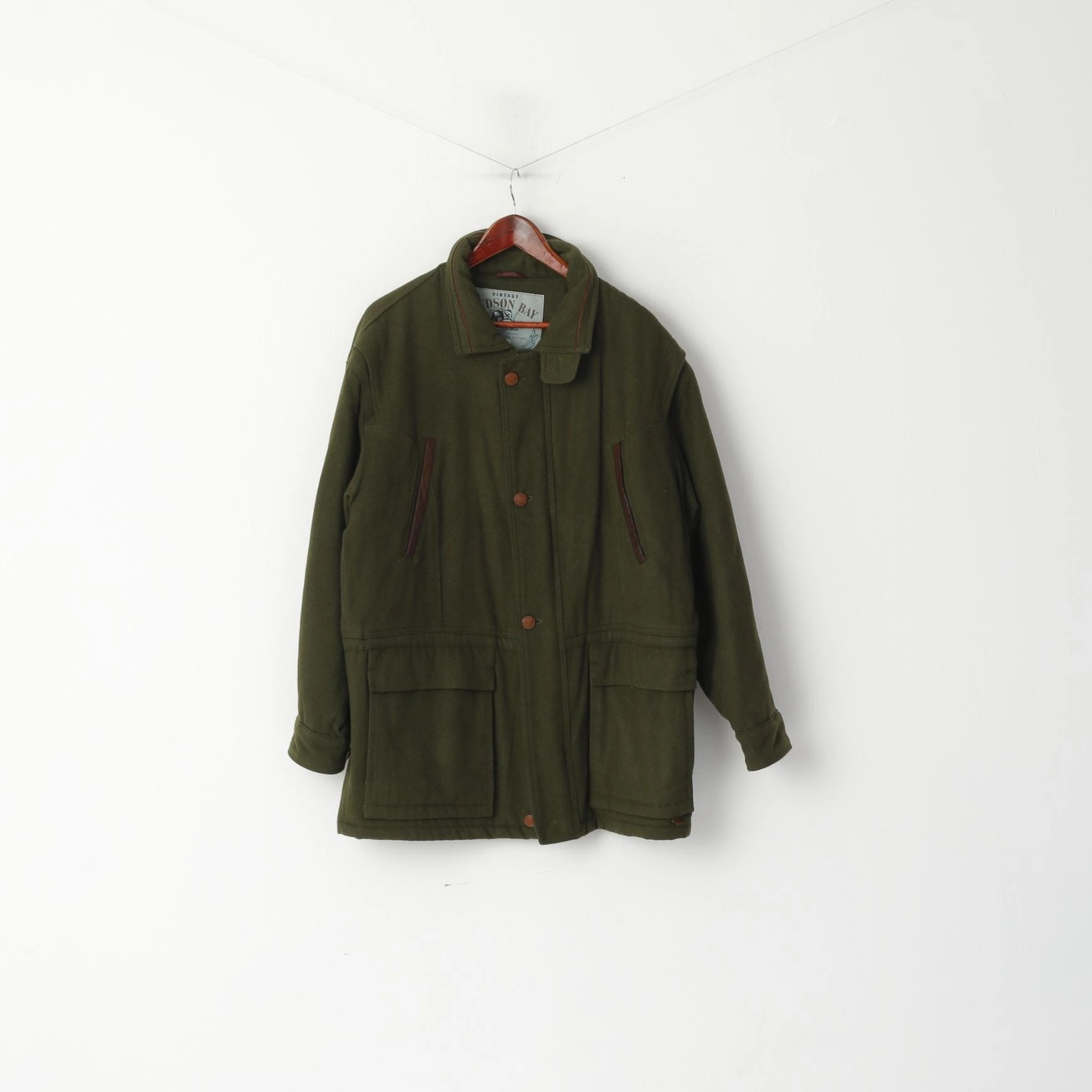 BUSH Vintage Hudson Bay Men 50 L Jacket Green Wool Cachmere Sportswear Canadian Coat photographers Adaptive Climate Control