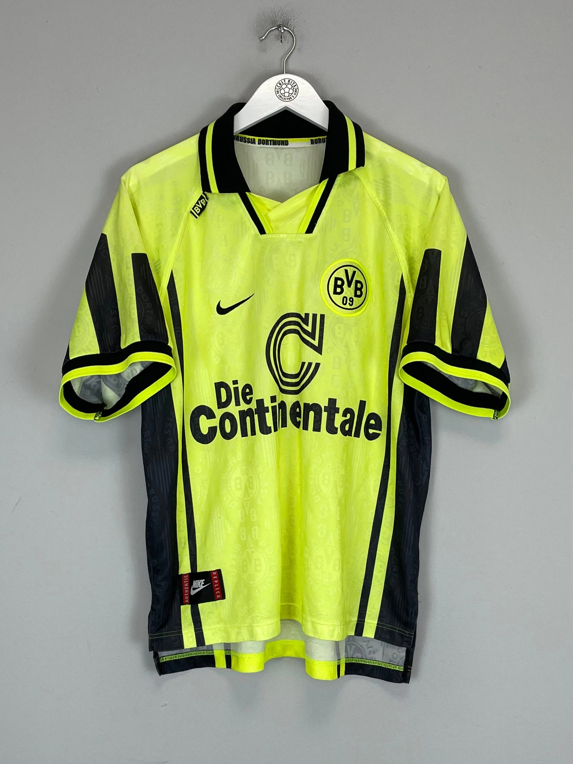 Casual Fit 1996/97 DORTMUND HOME SHIRT (M) NIKE