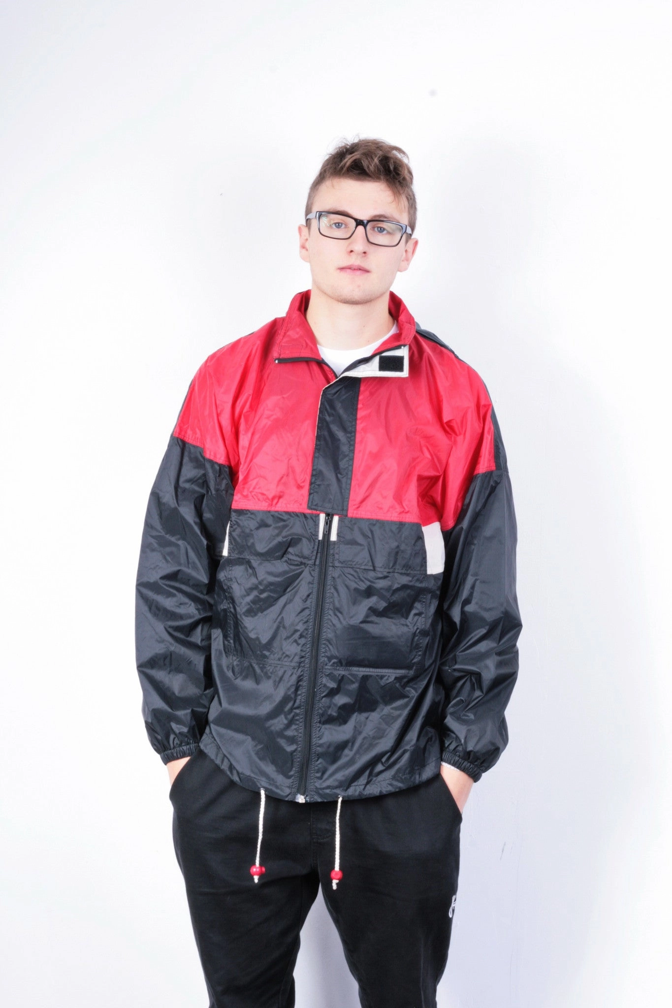 Outdoor Vallen Mens L Jacket Black Nylon Waterproof Hood Vintage 90s Perforated Details Foldable Collar