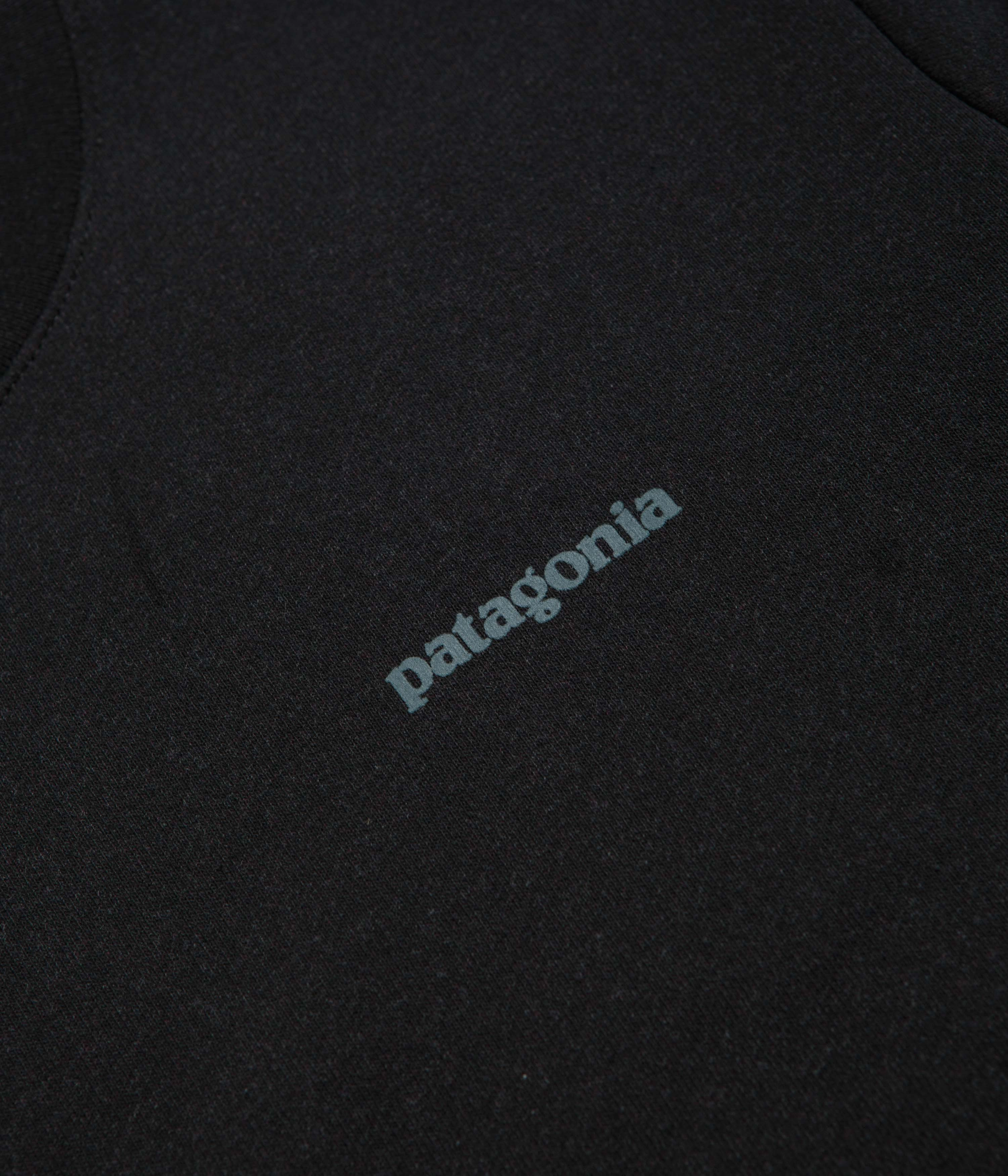 product graffiti urbanity Patagonia Fitz Roy Icon Uprisal Crewneck Sweatshirt - Ink Black