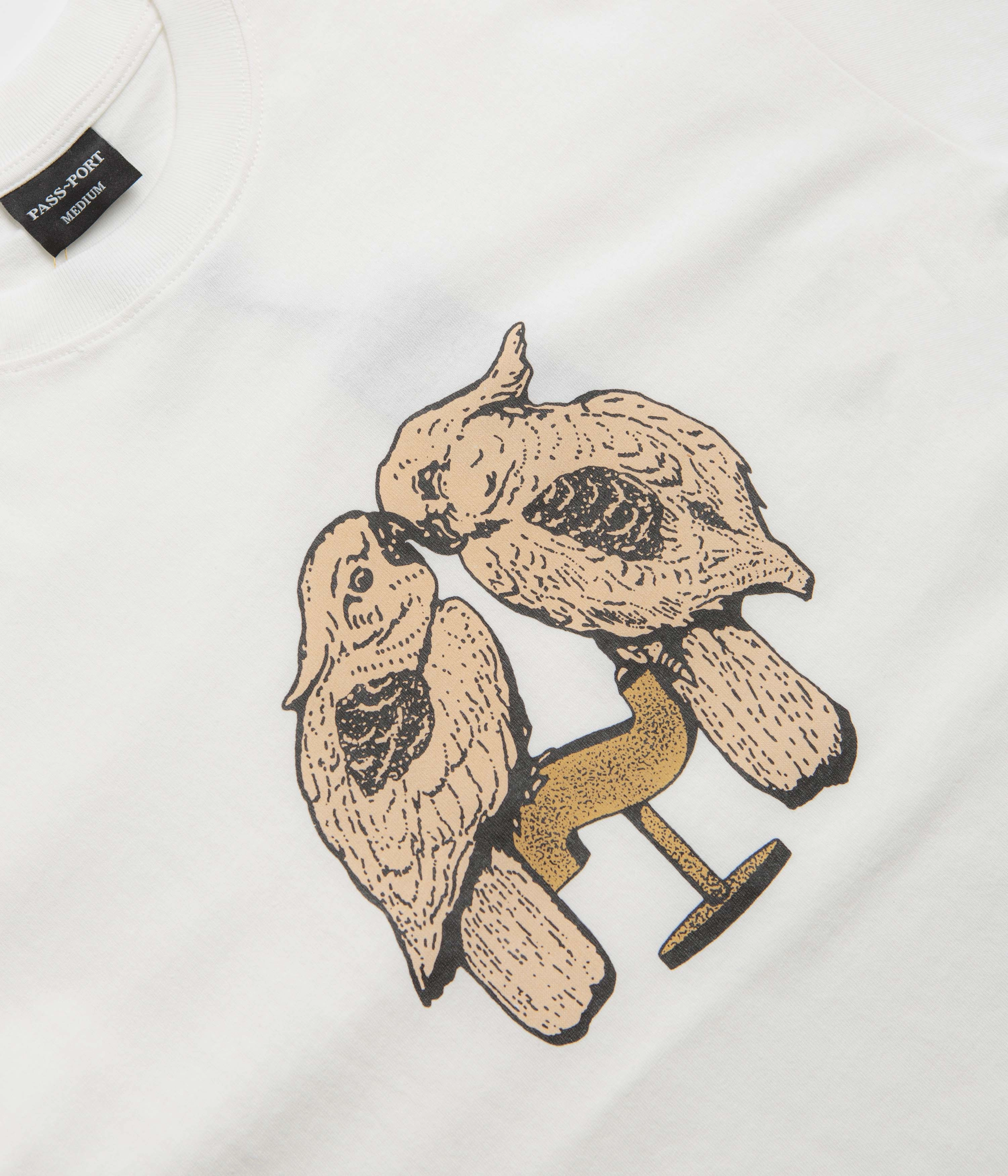 Pass Port Nesting T-Shirt - White Street Style adults'