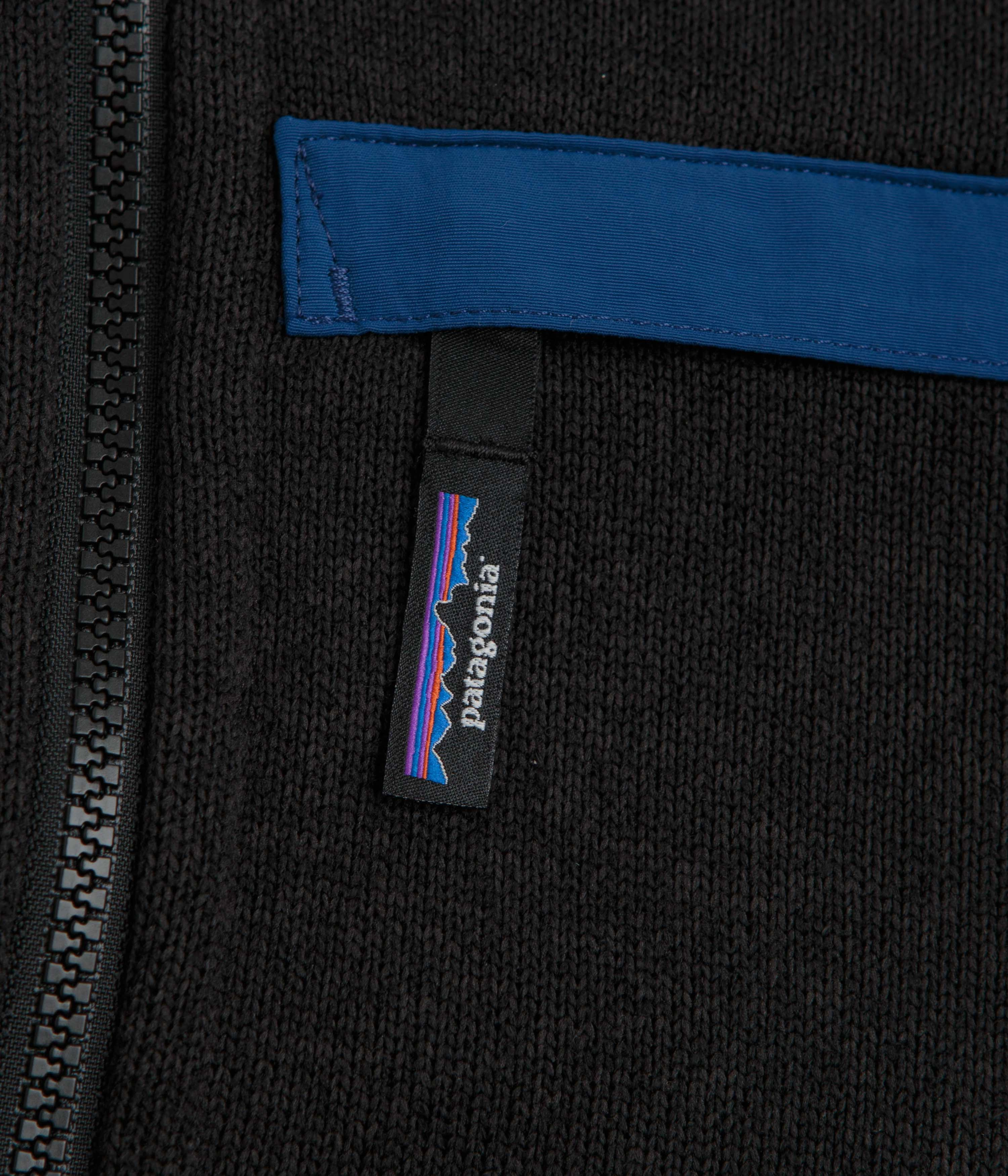 Minimal Design Adventure Outfit Patagonia Better Sweater 1/2 Zip Fleece - Black