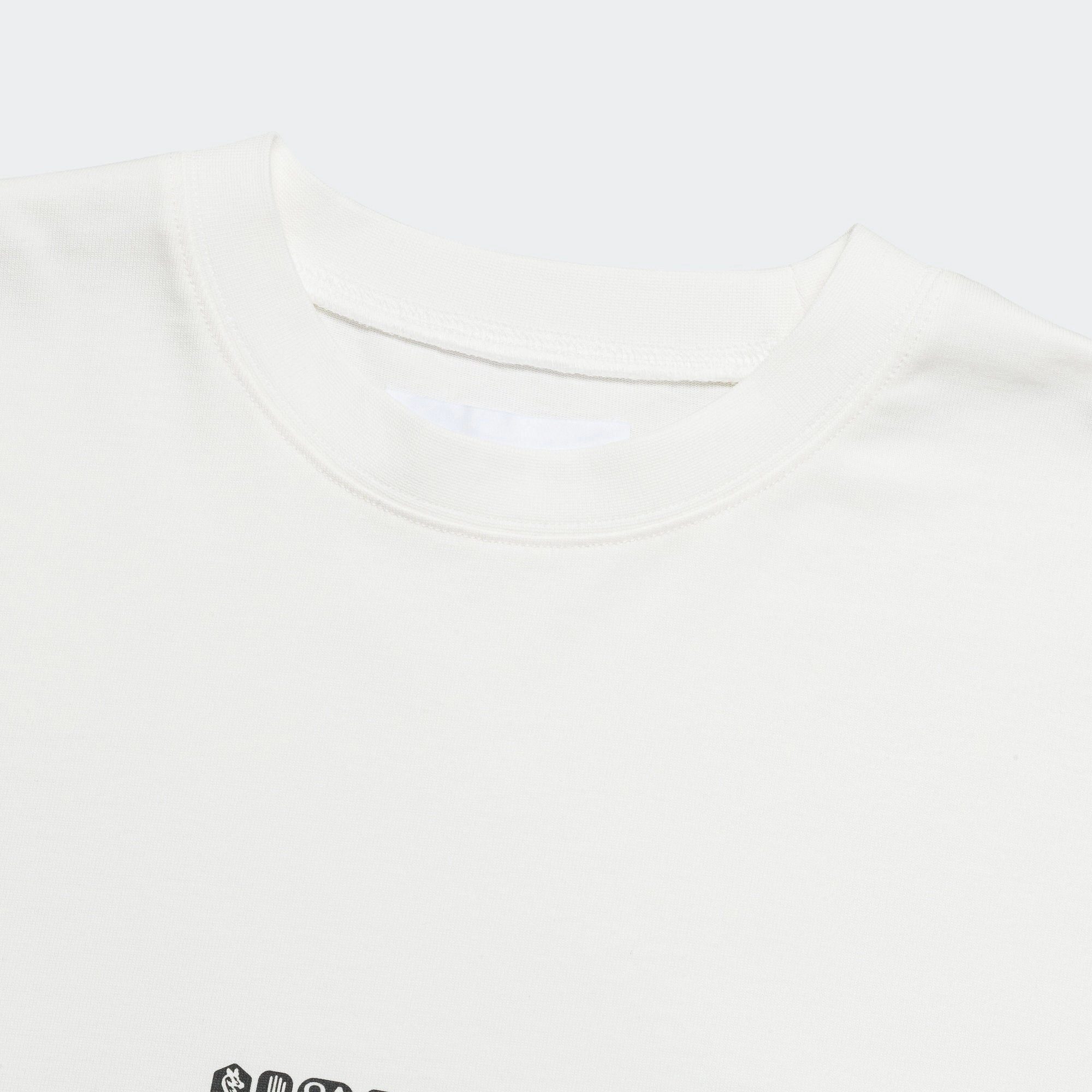 Sleek Fit Peacemaker Painted Double Layer Boxy T-Shirt - Snow White