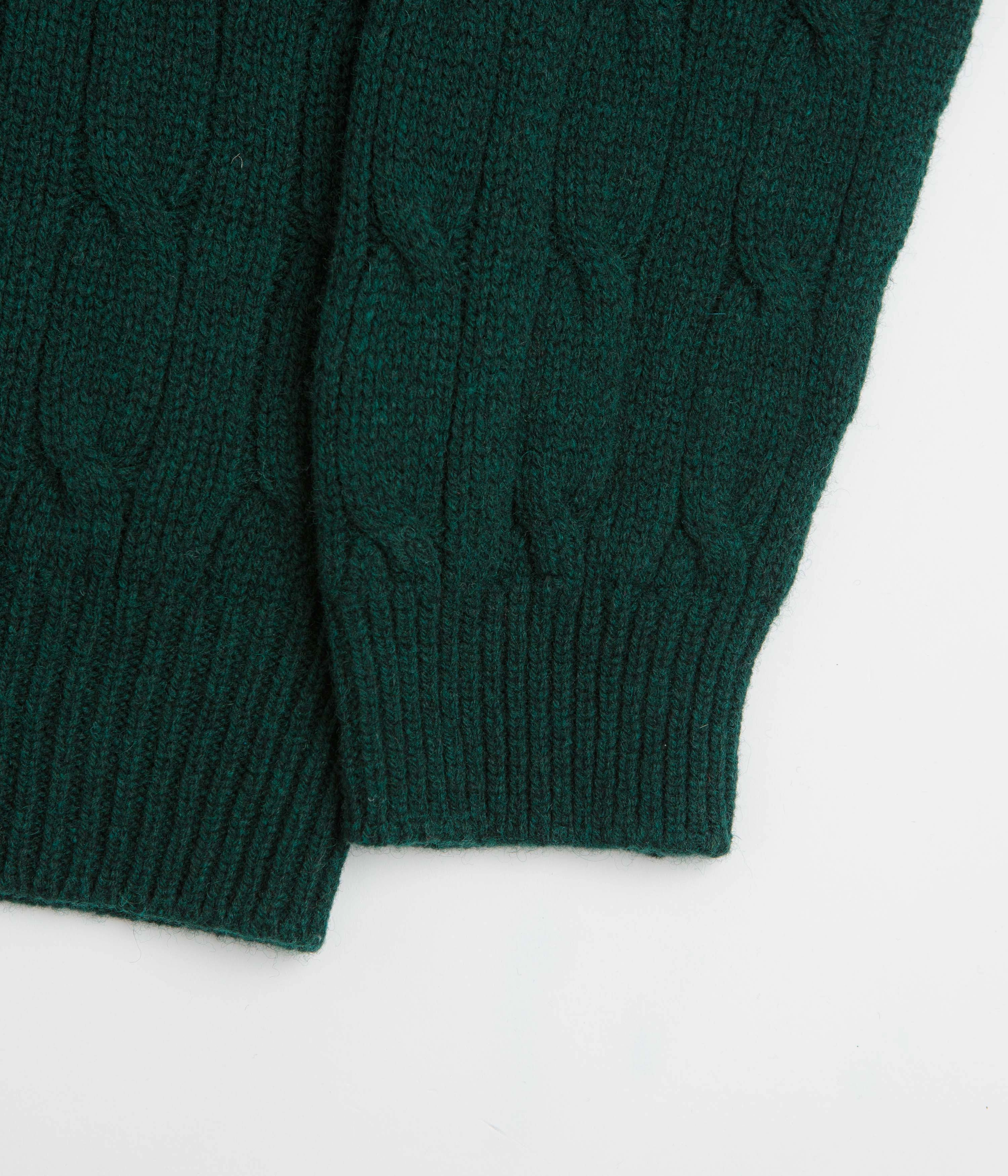 Howlin' Cable Guy Sweatshirt - Bottle Running Gear Product Innovation