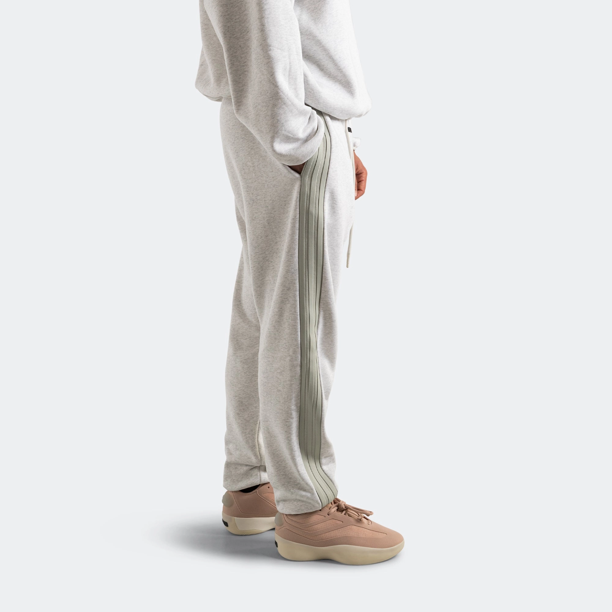 Flexible Gusset All-Purpose Comfort Athletics Heather Cotton Fleece Sweatpant - Light Grey