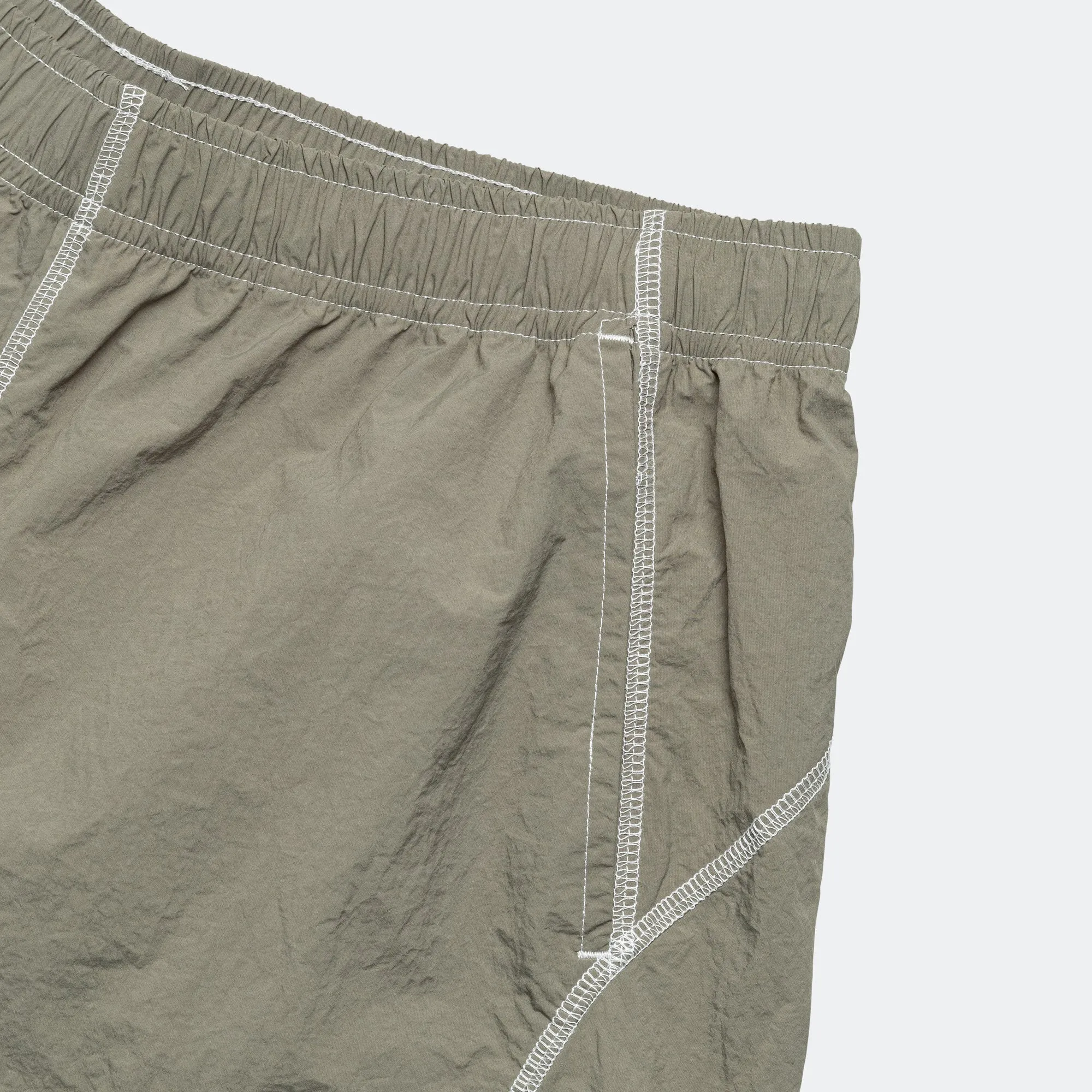 Stretch Fit Seam Short - Sage