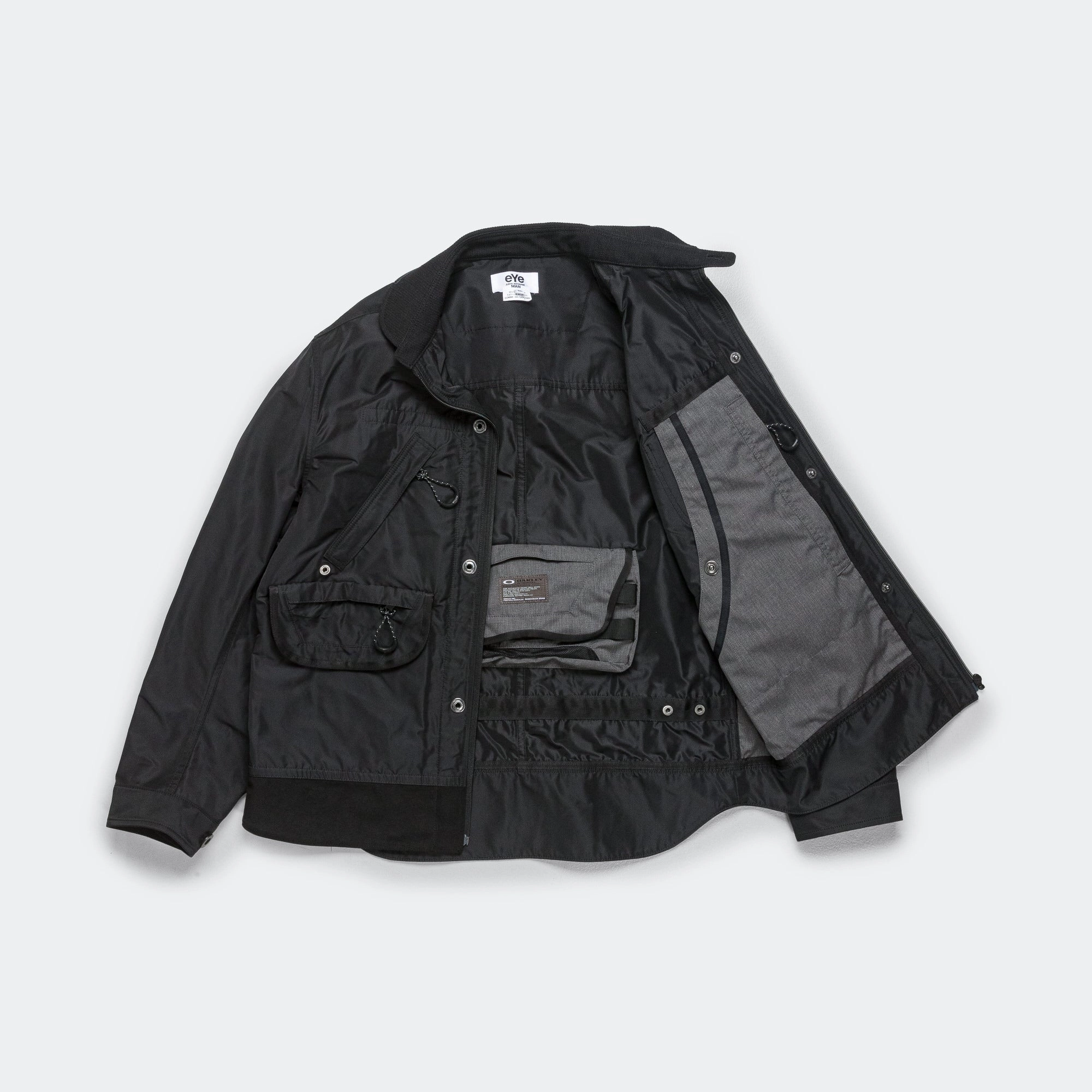 Foldable Design Polyester Twill Laminated Jacket x OAKLEY - Black/Black
