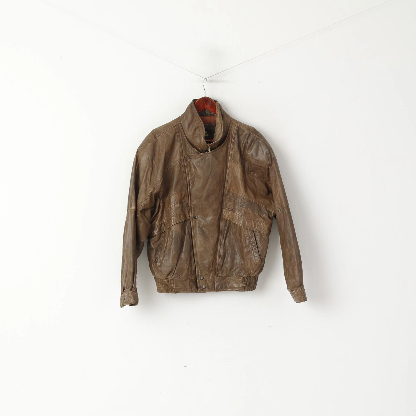 office workers Dinno Gallucci Men M Leather Jacket Brown Pilot Vintage Biker Full Zip Shoulder Pads Top