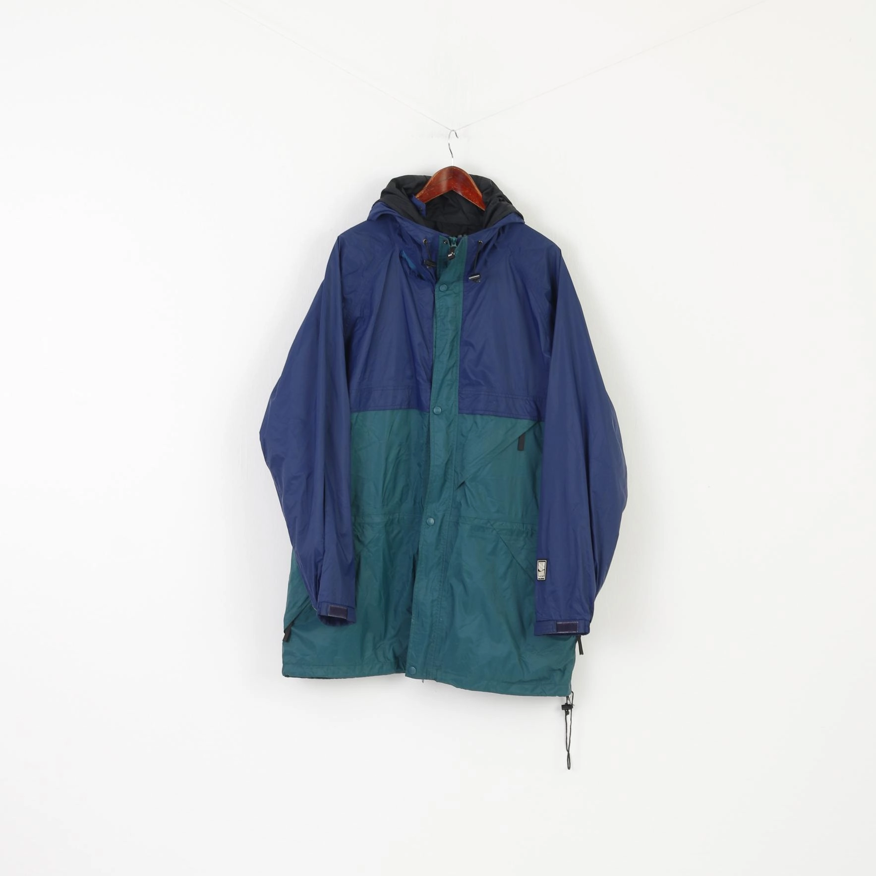 Helly Hansen Men XL Jacket Navy Green Nylon Waterproof Hooded Zip Up Outdoor Sailing Top Sleek Outerwear Frictionless Cuffs