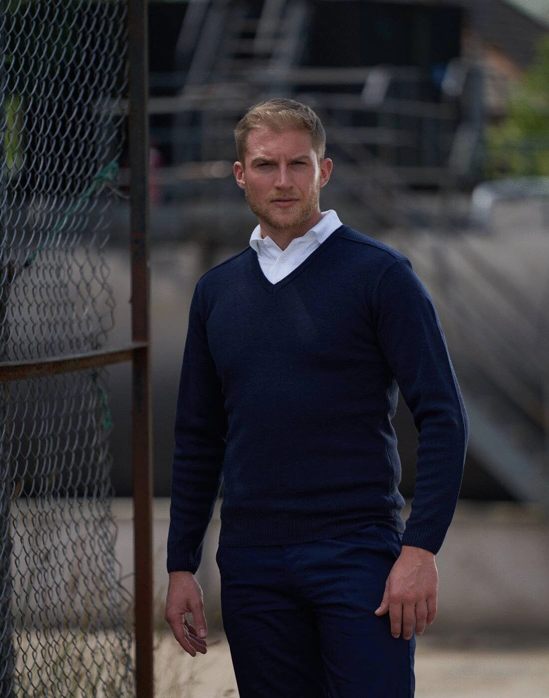 City Staple Comfy All Day Pro V-Neck Sweater | BLACK