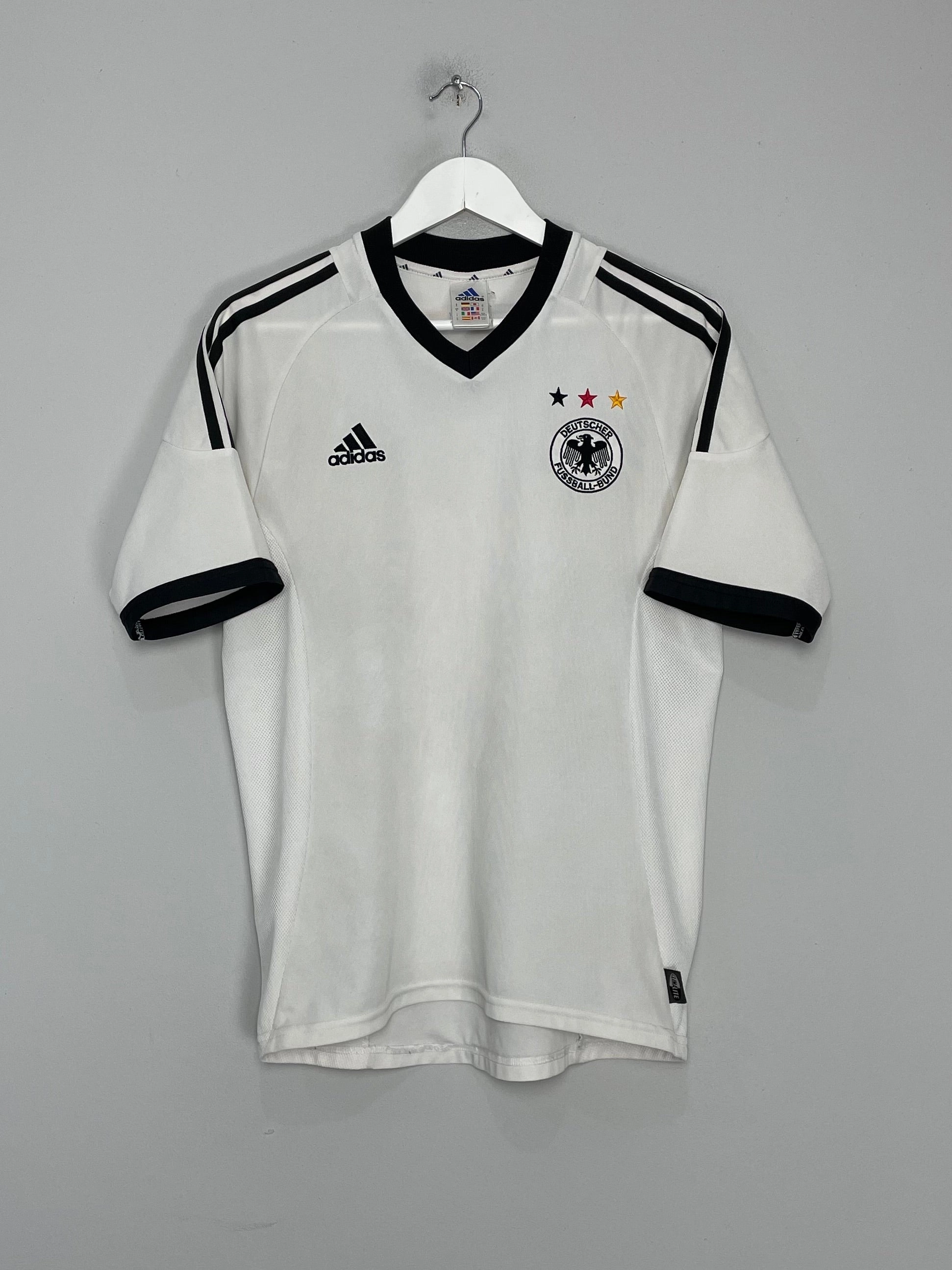 2002/04 GERMANY HOME SHIRT (S) ADIDAS Streetwear Style Sporty Look