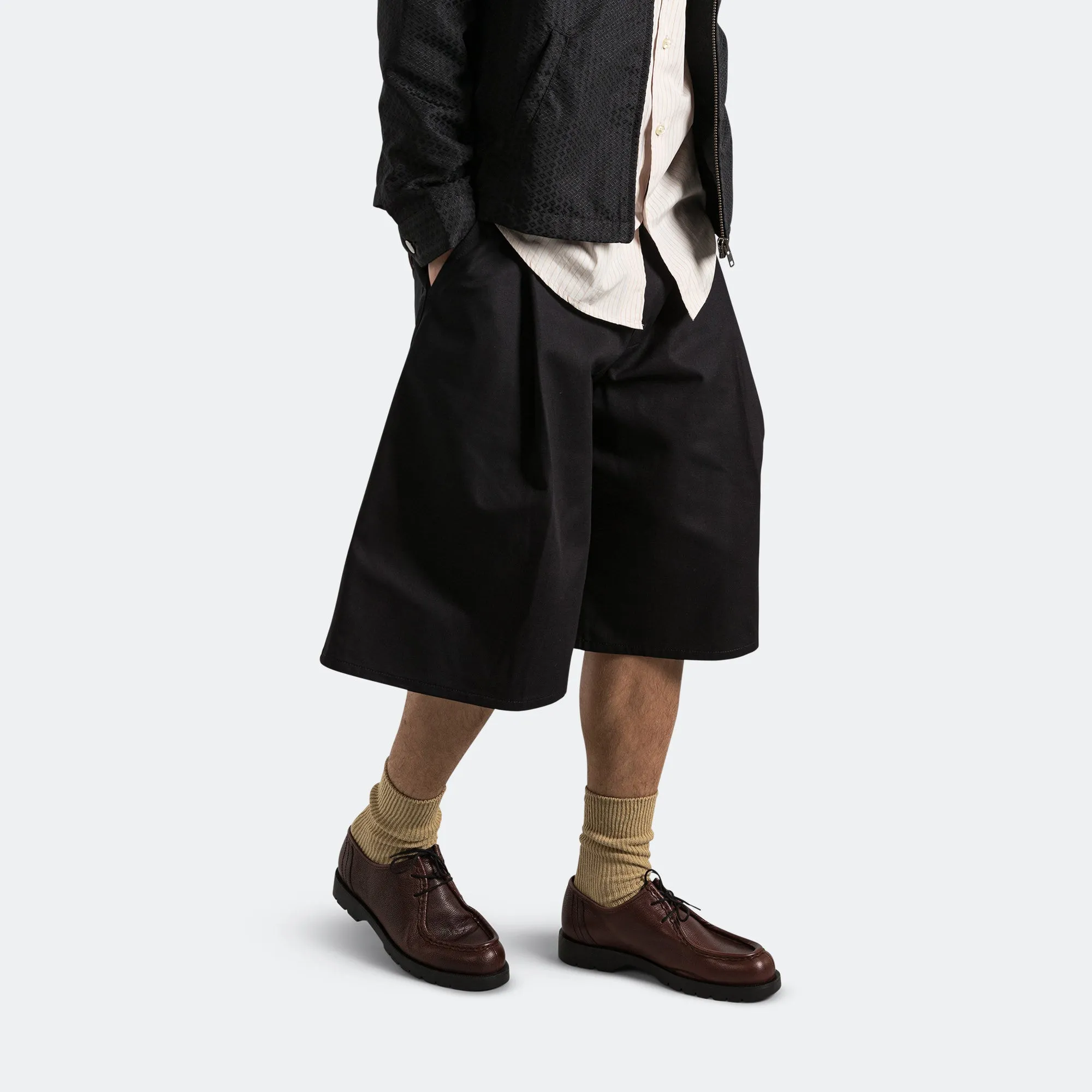 Anti Static Treatment Pyramid Short - Black