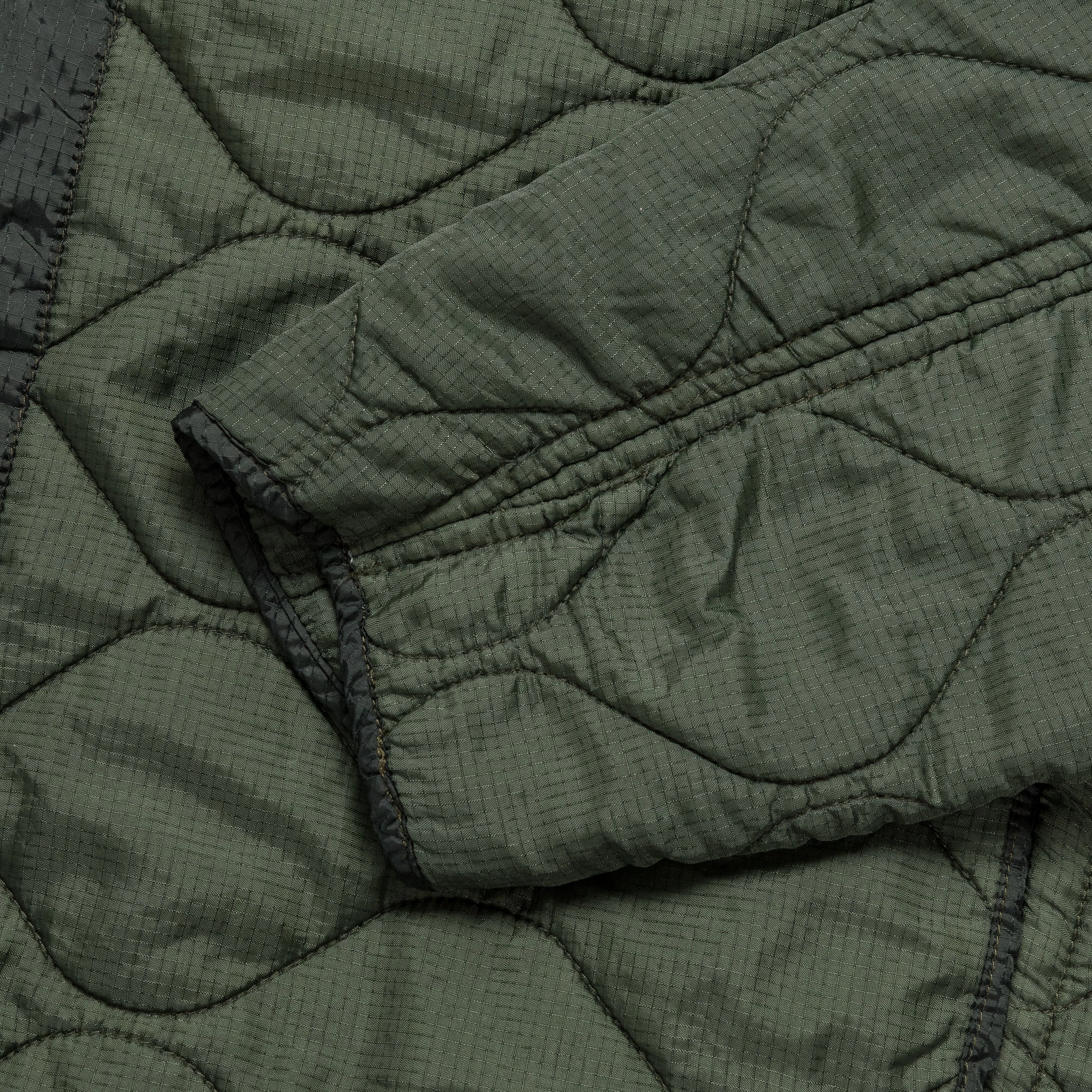 Versatile Layering ContouredShoulderFit Combat Liner - Forest Night